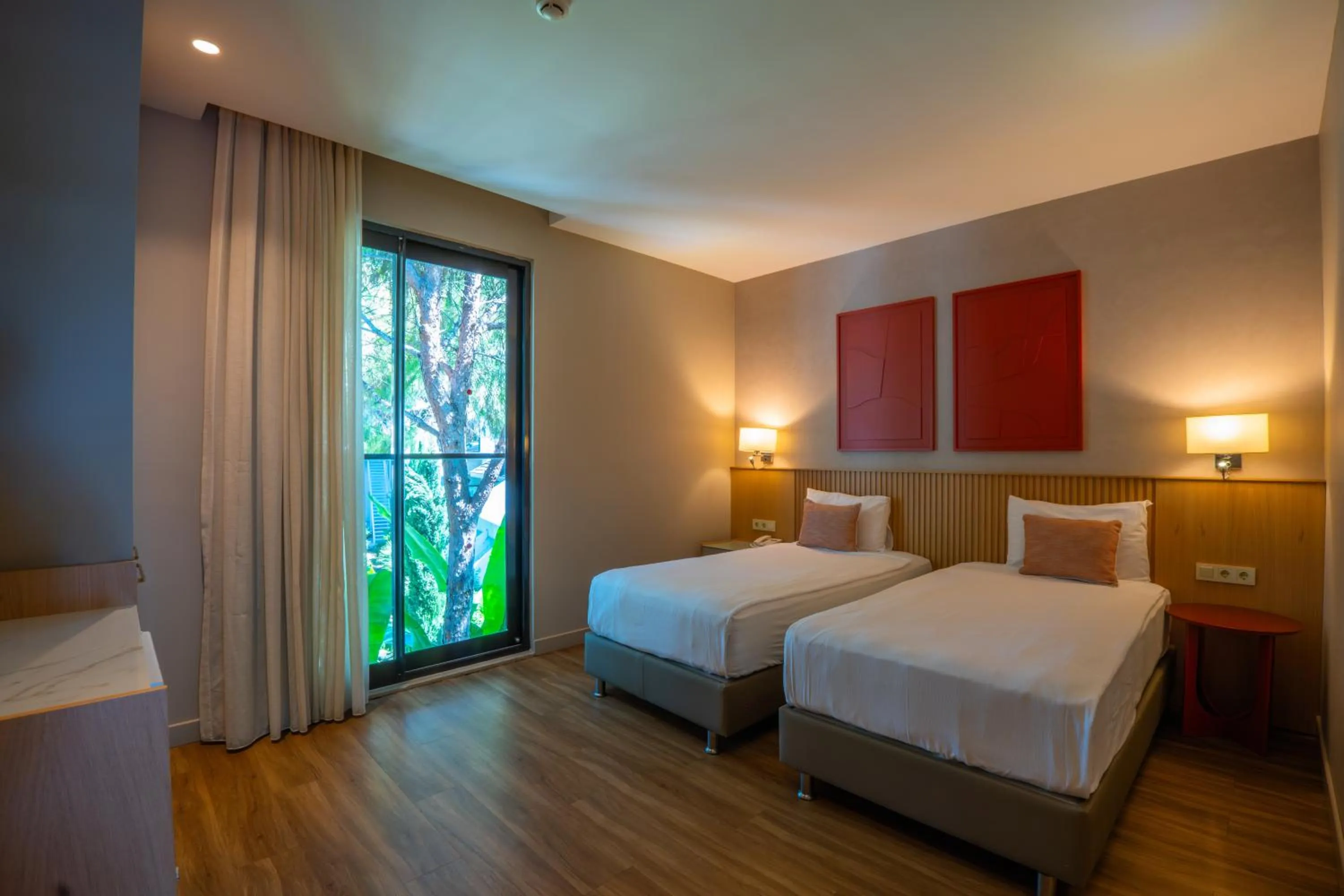 Bedroom, Bed in Trendy Lara