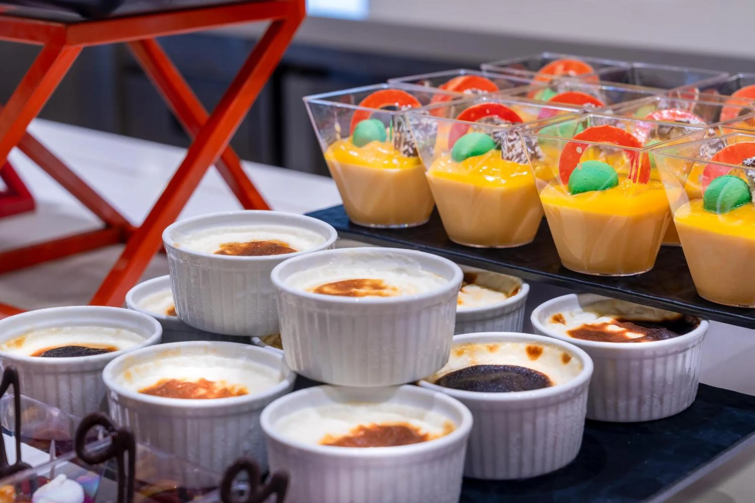 Restaurant/places to eat in Trendy Lara