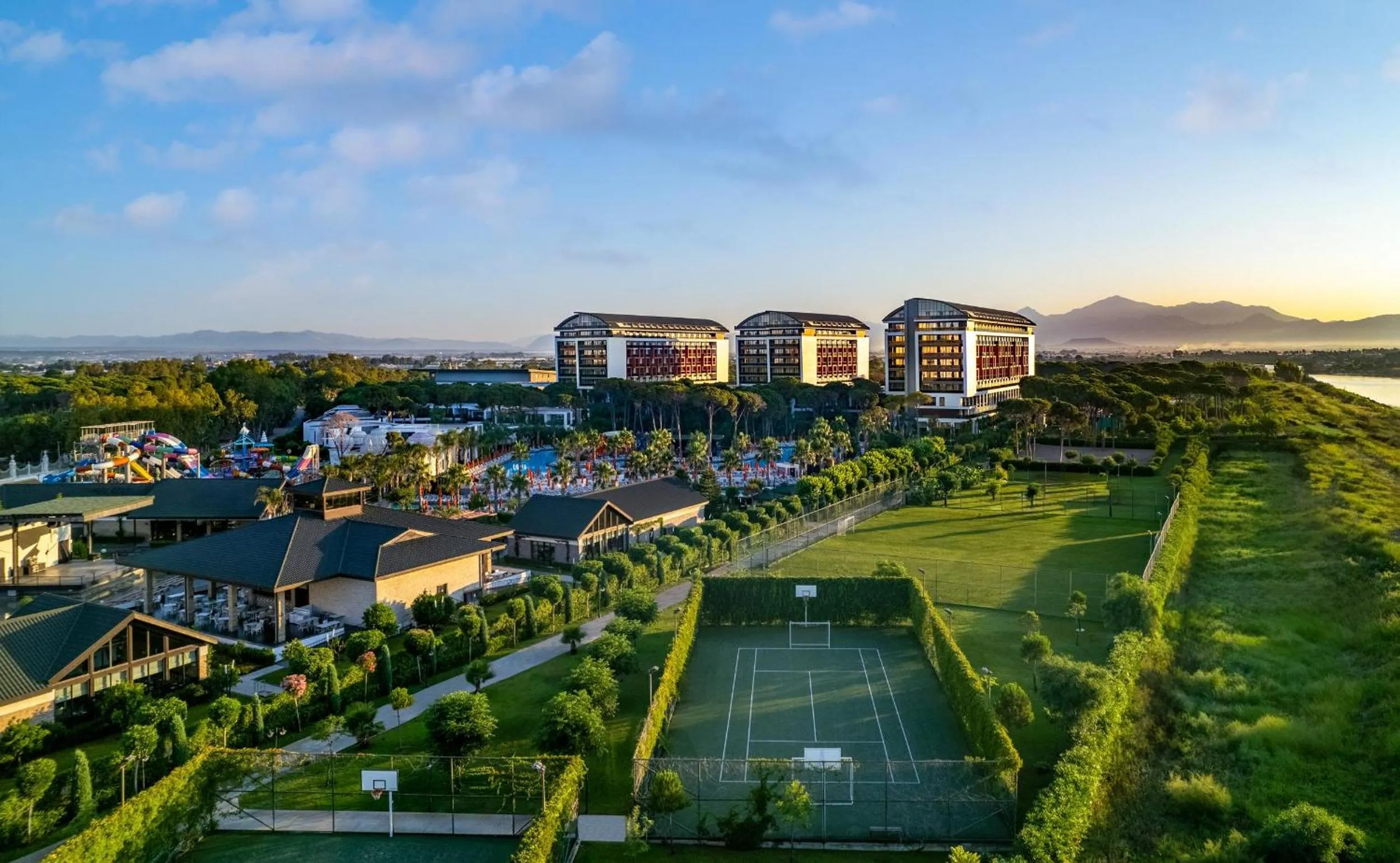 Property building in Trendy Lara