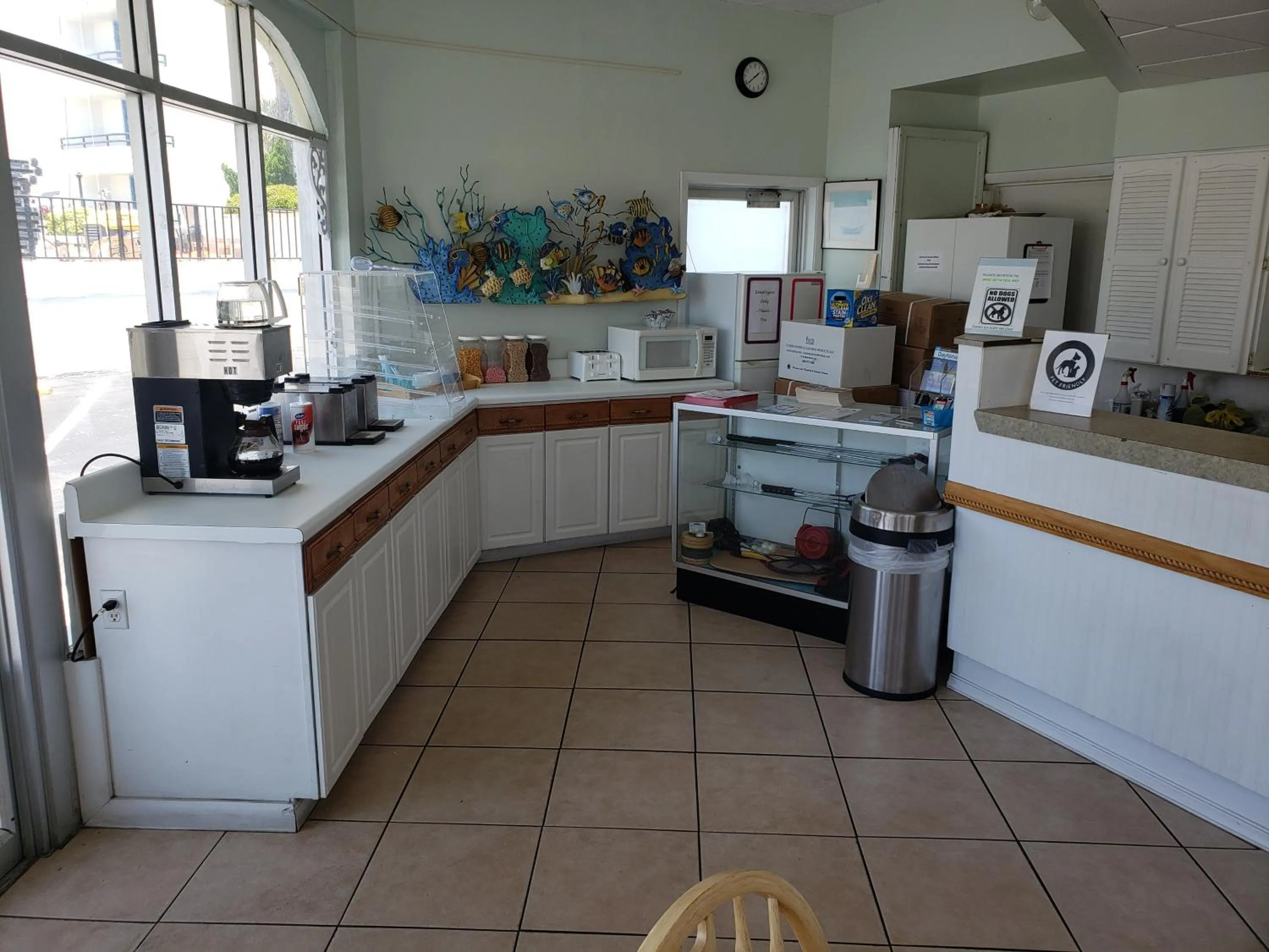 dishwasher in SeaScape Inn - Daytona Beach Shores