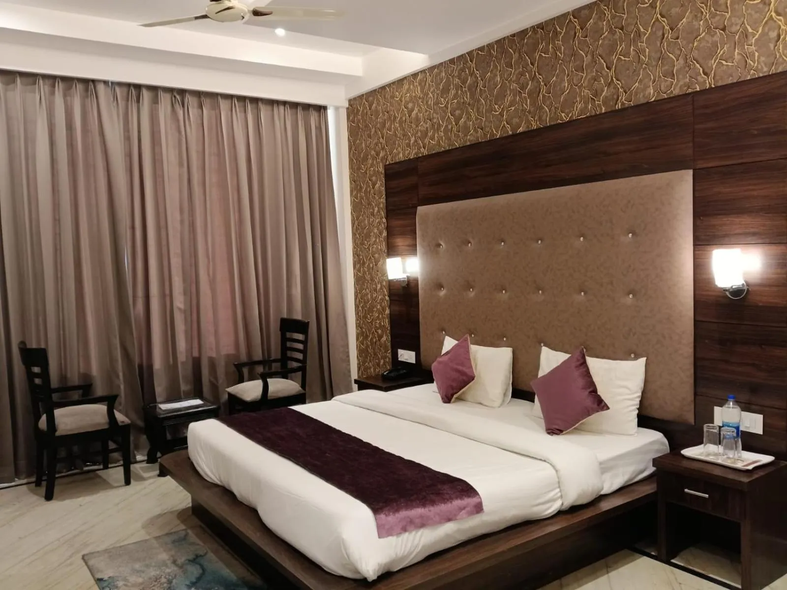 Bed in Kamal Residency