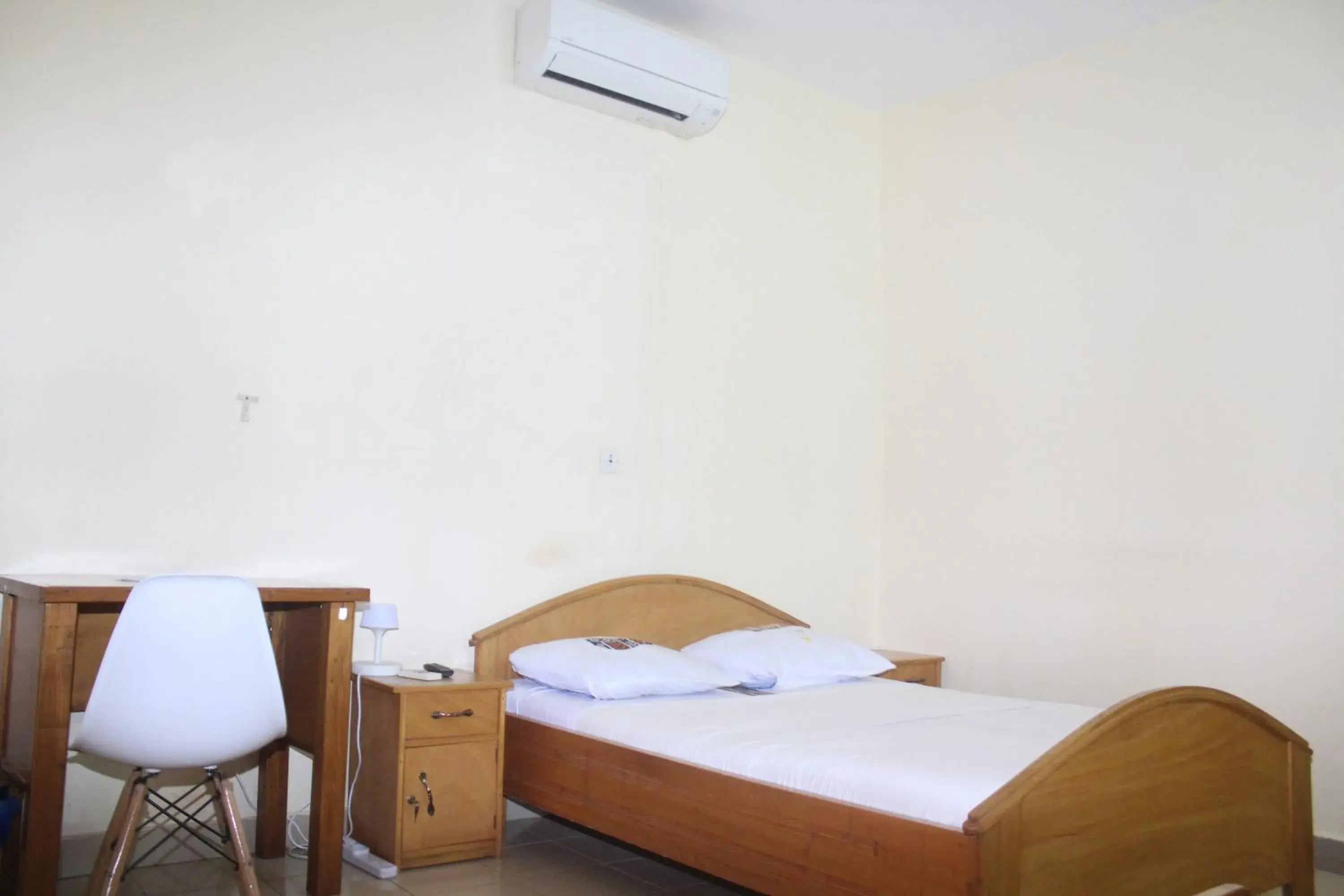 Economy Double Room in Residence Diane Economy Double Room in Residence Diane