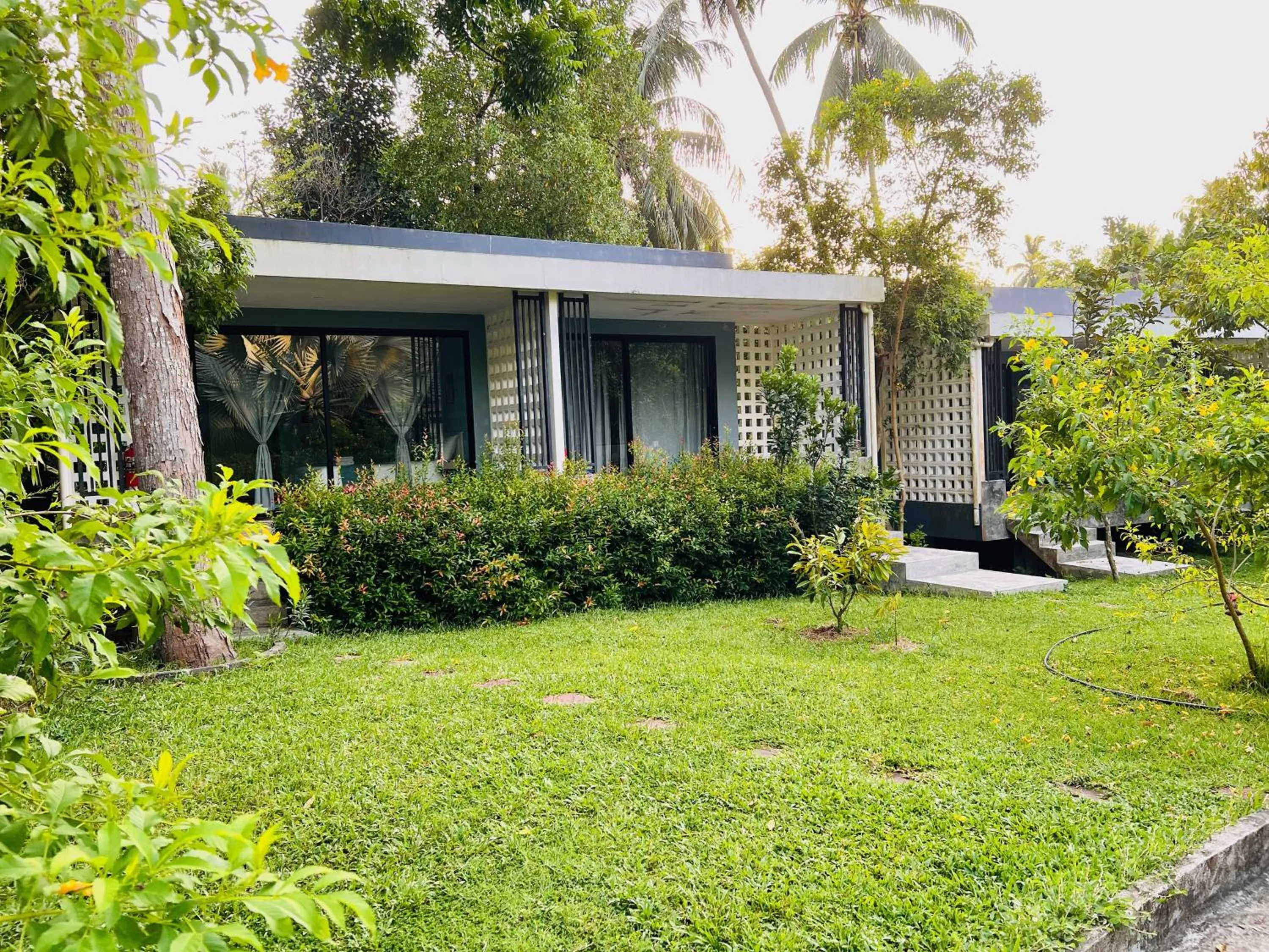 Garden in Kiri Tawan