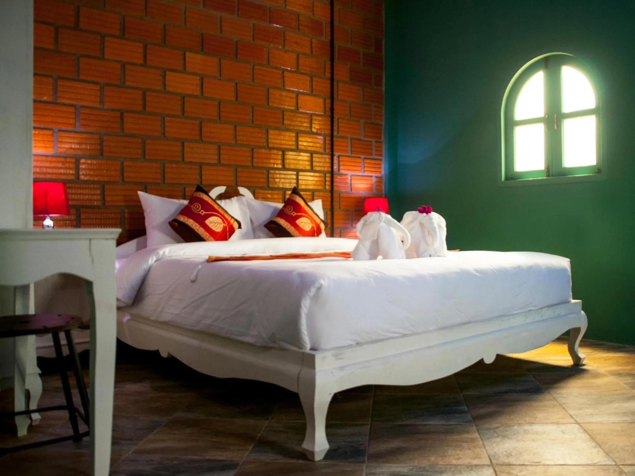 Shower, Bed in Casacool Hotel