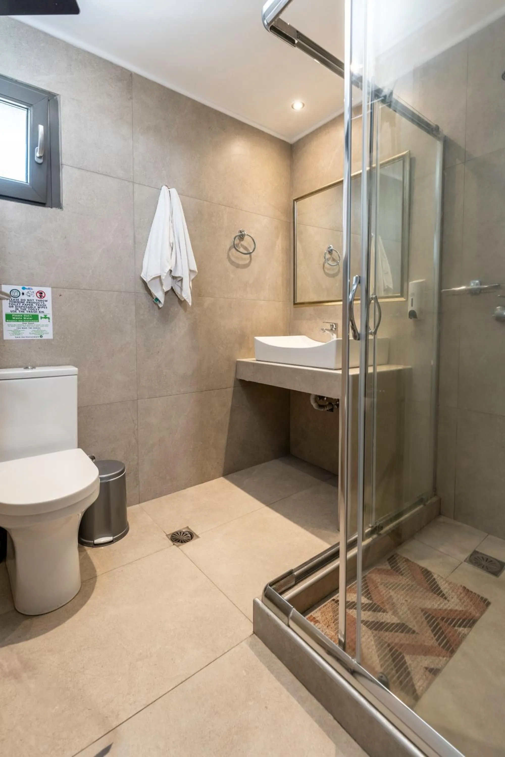 Shower in Sunset Beach Hotel