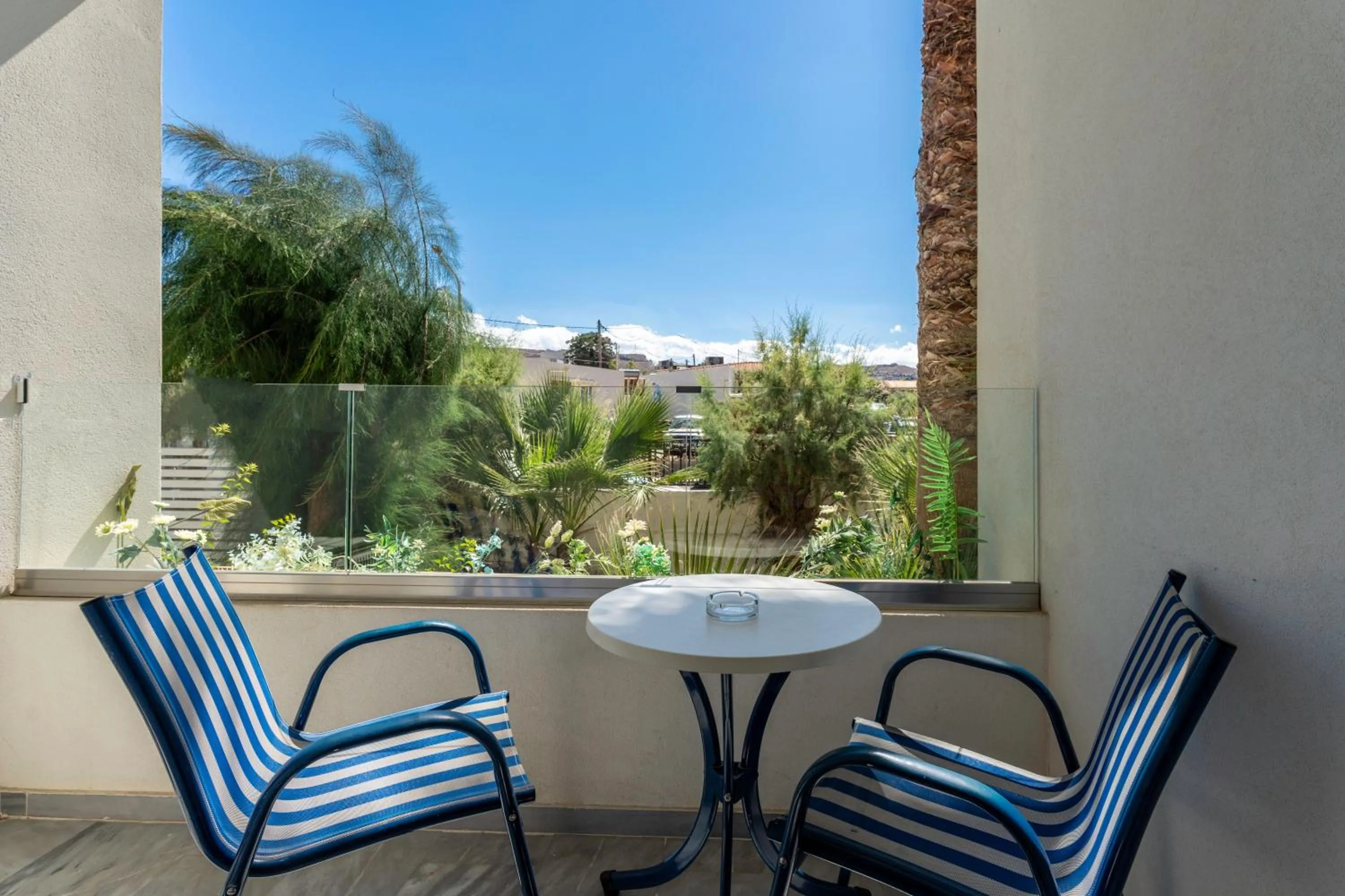 Balcony/Terrace in Sunset Beach Hotel