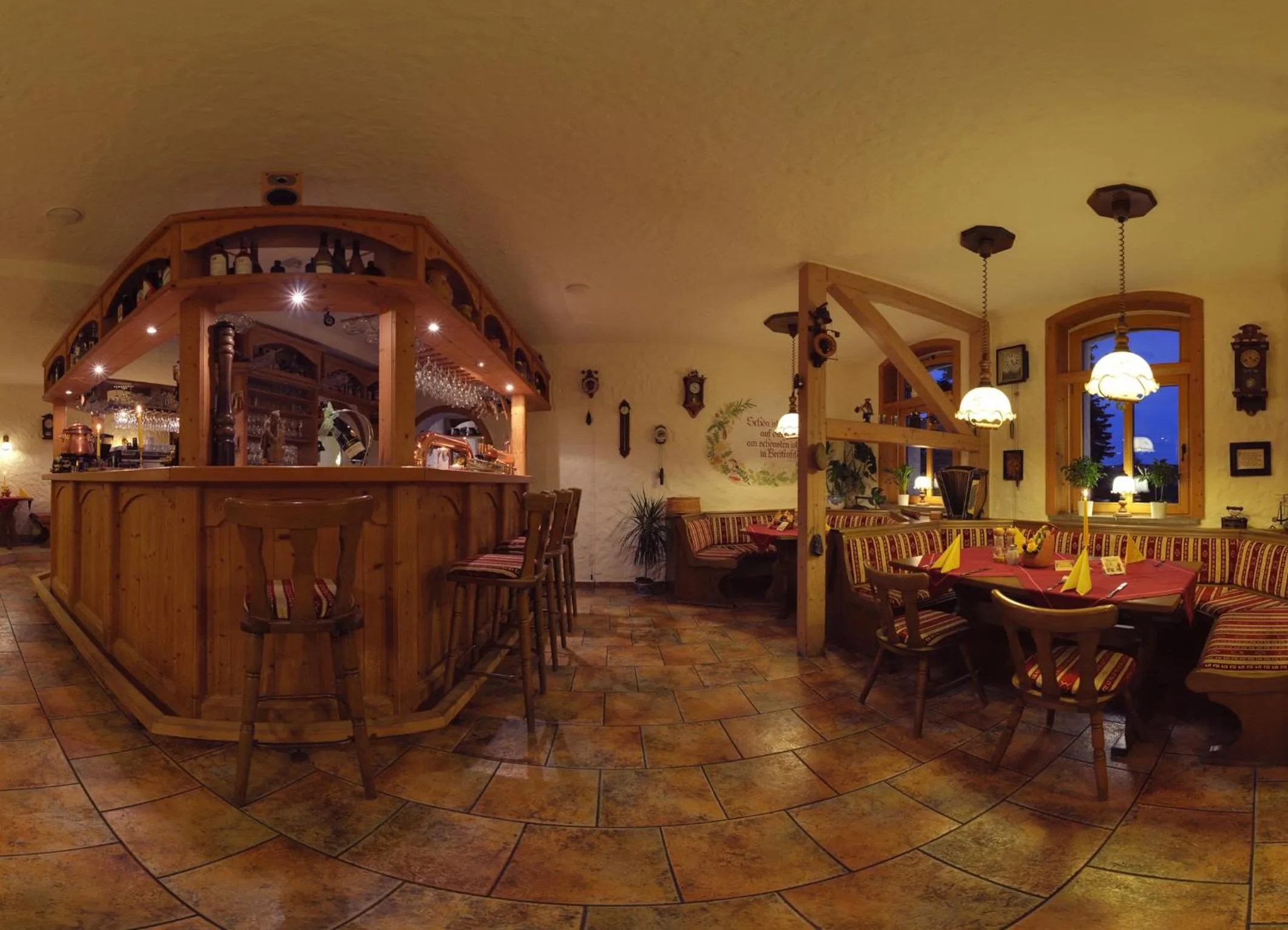 Restaurant/places to eat in Hotel Alpenhof