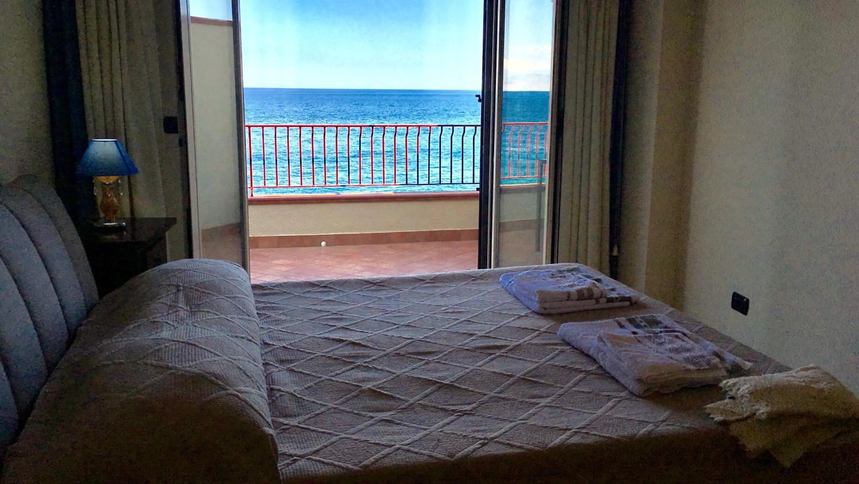 Bed in B&B La Sirena