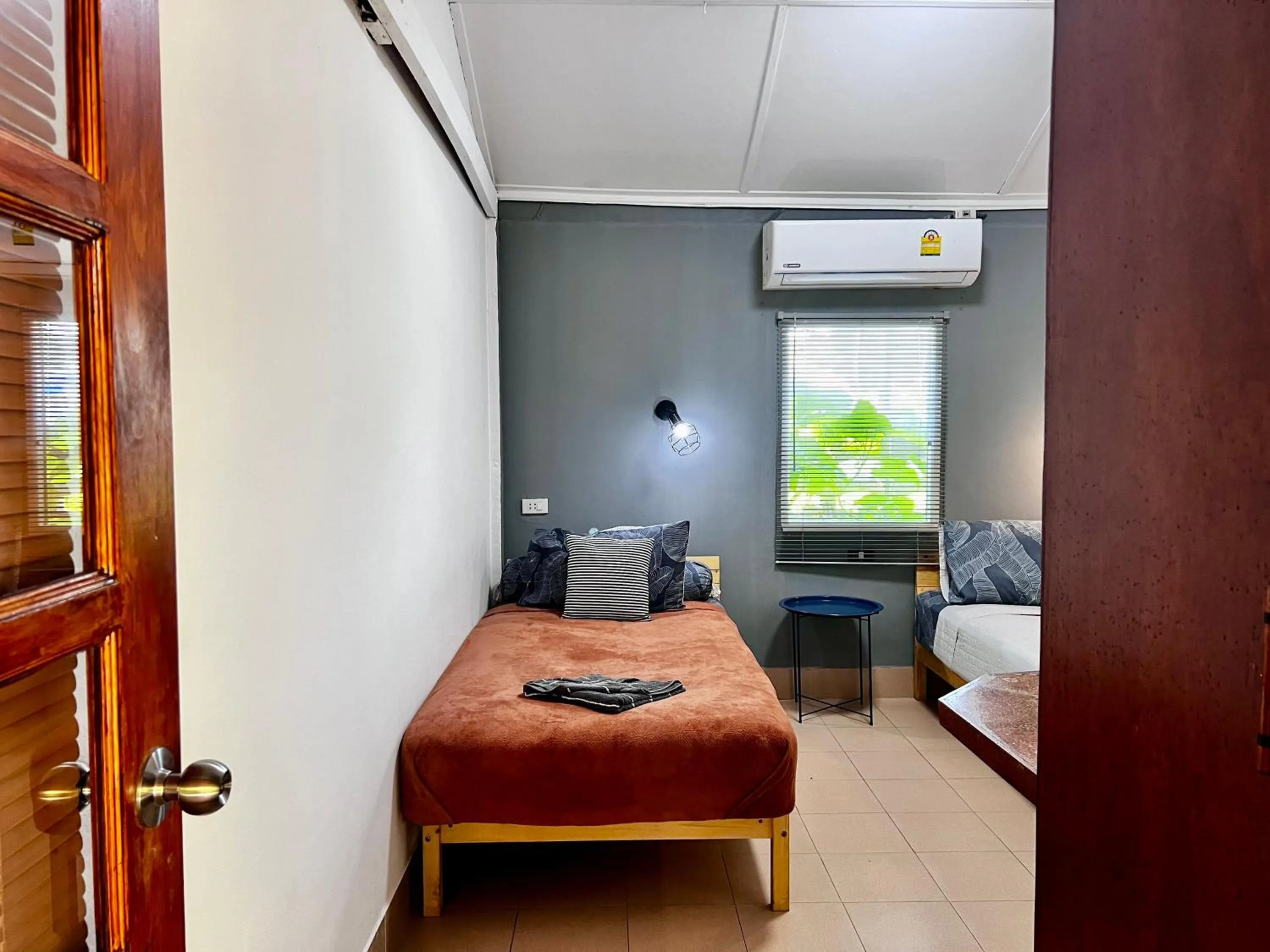 Bed in Adang Sea Divers & Eco Lodge