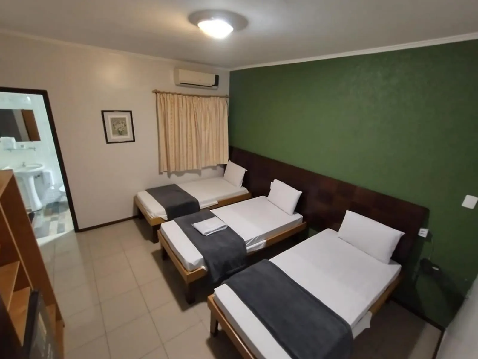 Photo of the whole room, Bed in Hotel Cidade