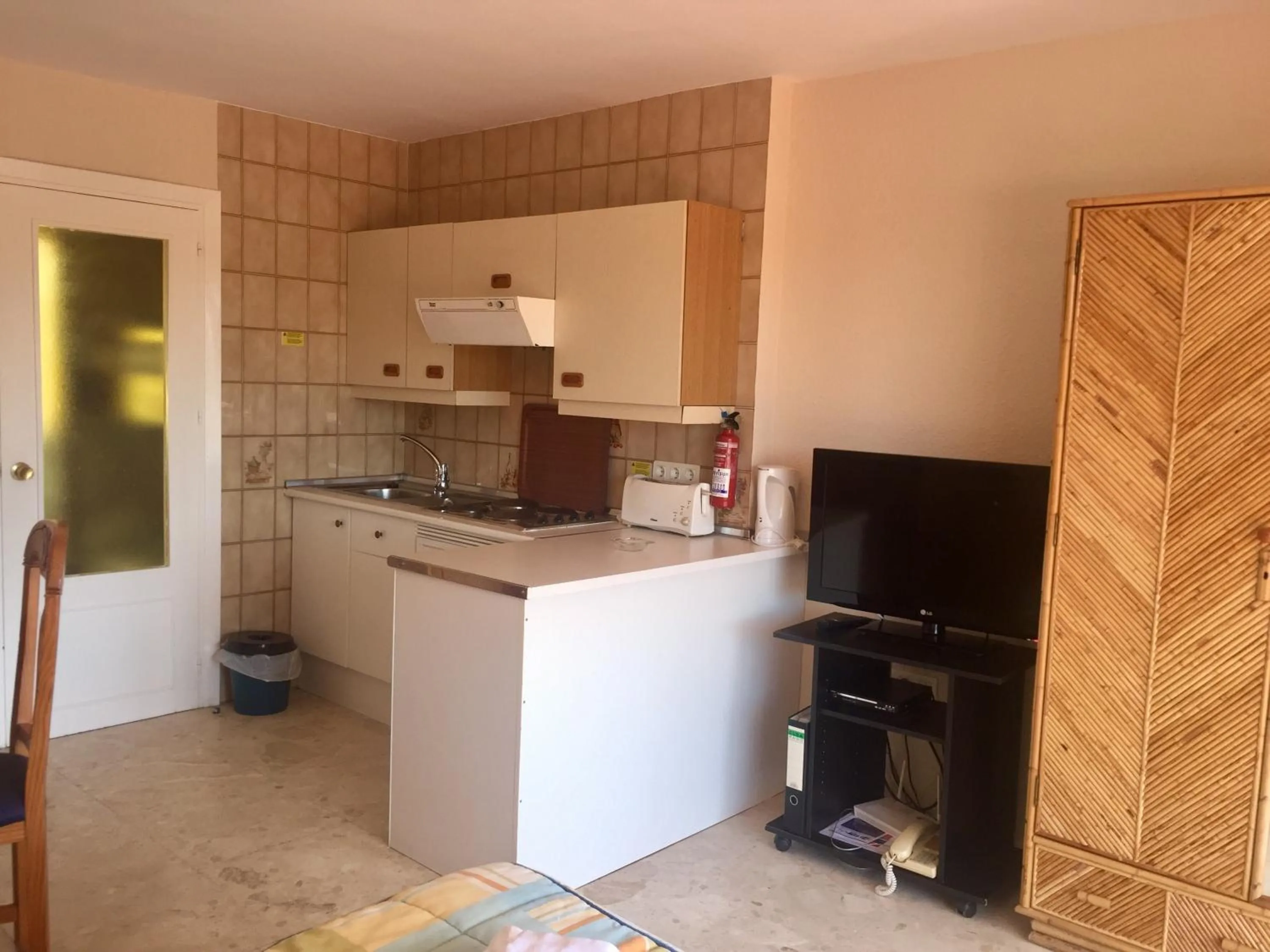 TV and multimedia in Apartamentos Coronado