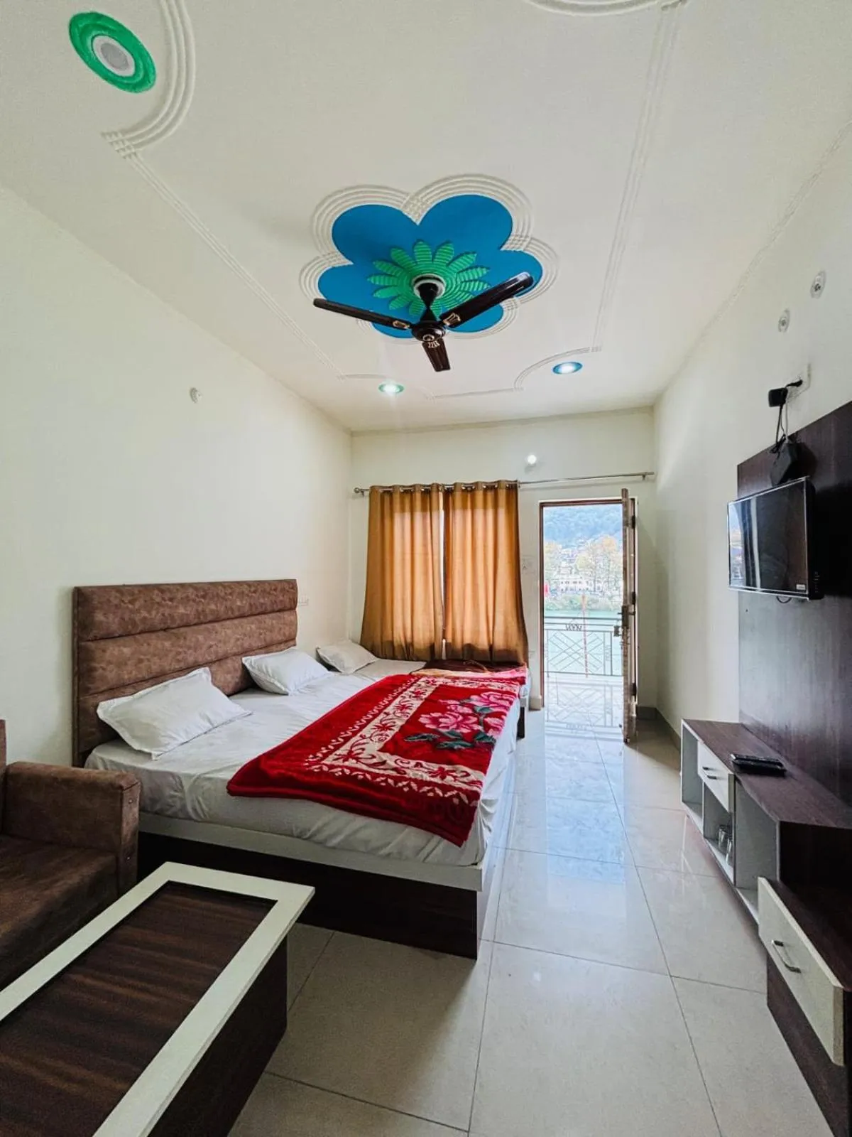 Bedroom, Bed in Hotel Lake View Paradise