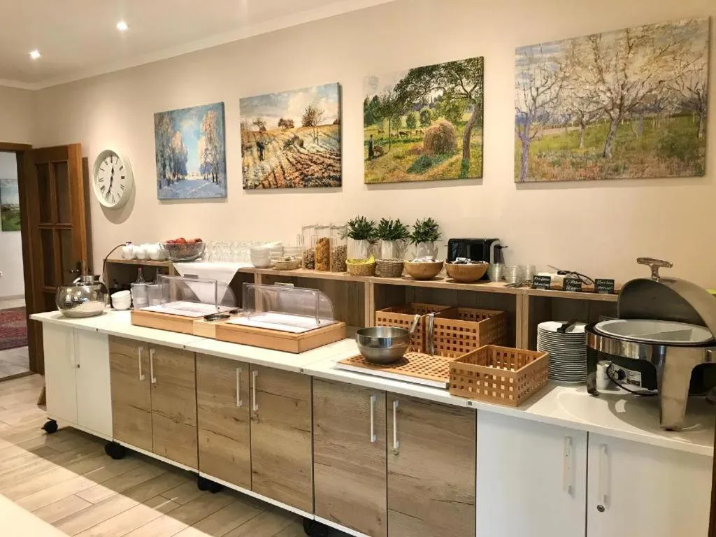 Restaurant/places to eat in Landhaus Fillerberg