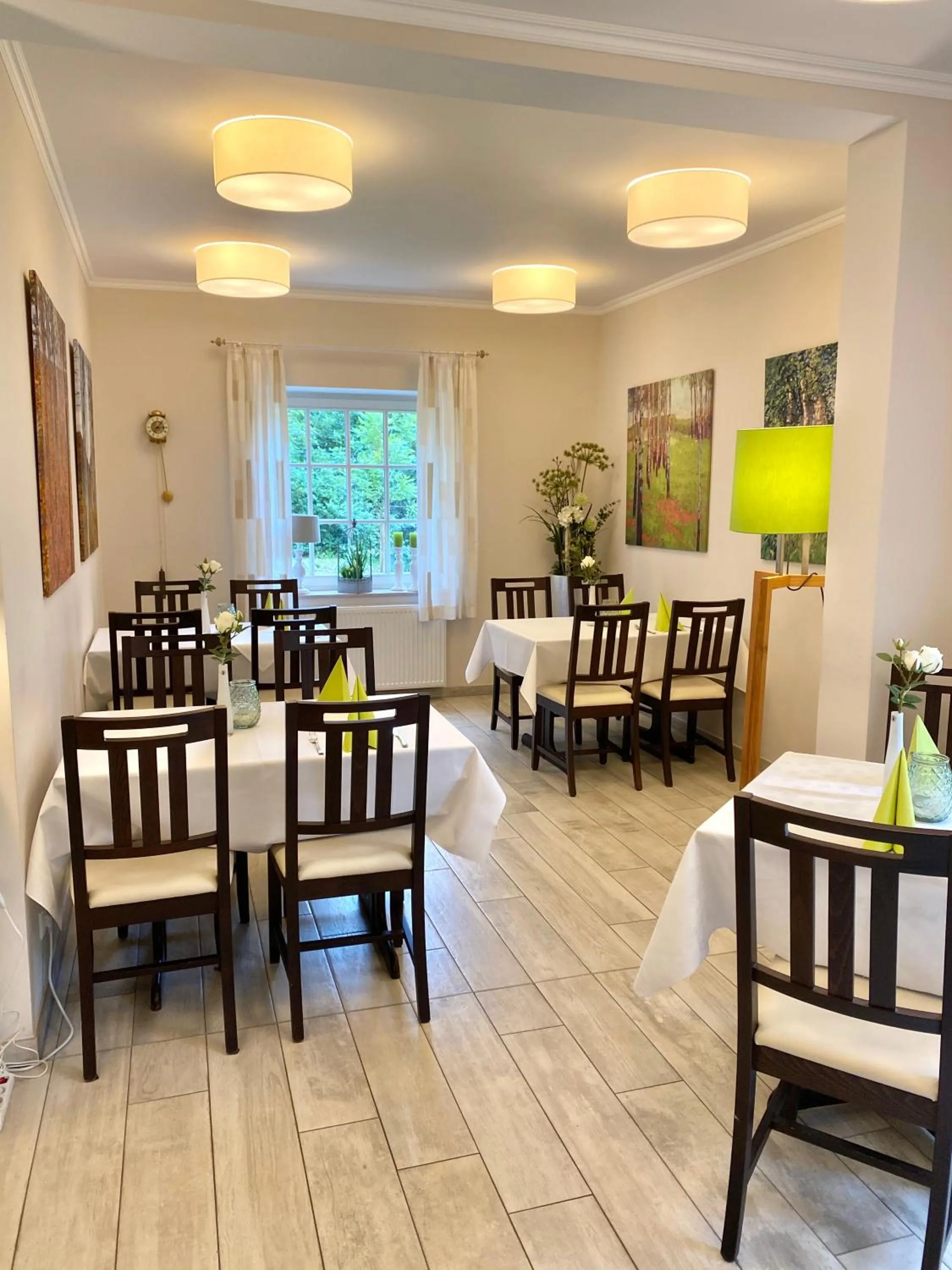 Restaurant/places to eat in Landhaus Fillerberg