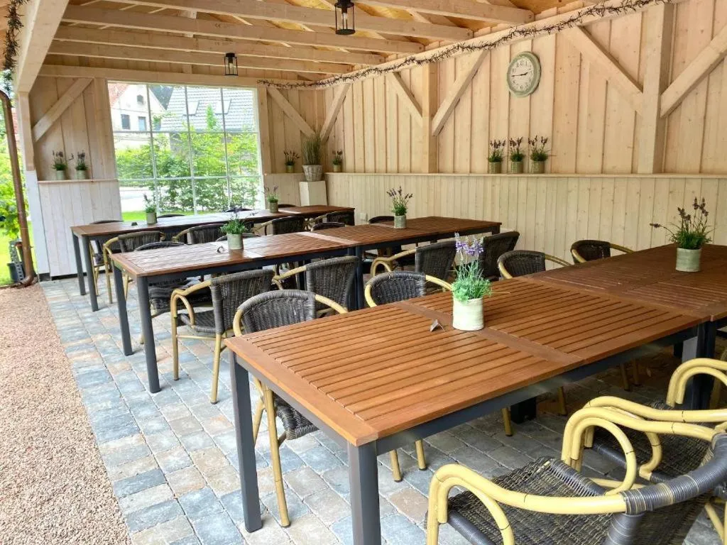 Restaurant/places to eat in Landhaus Fillerberg