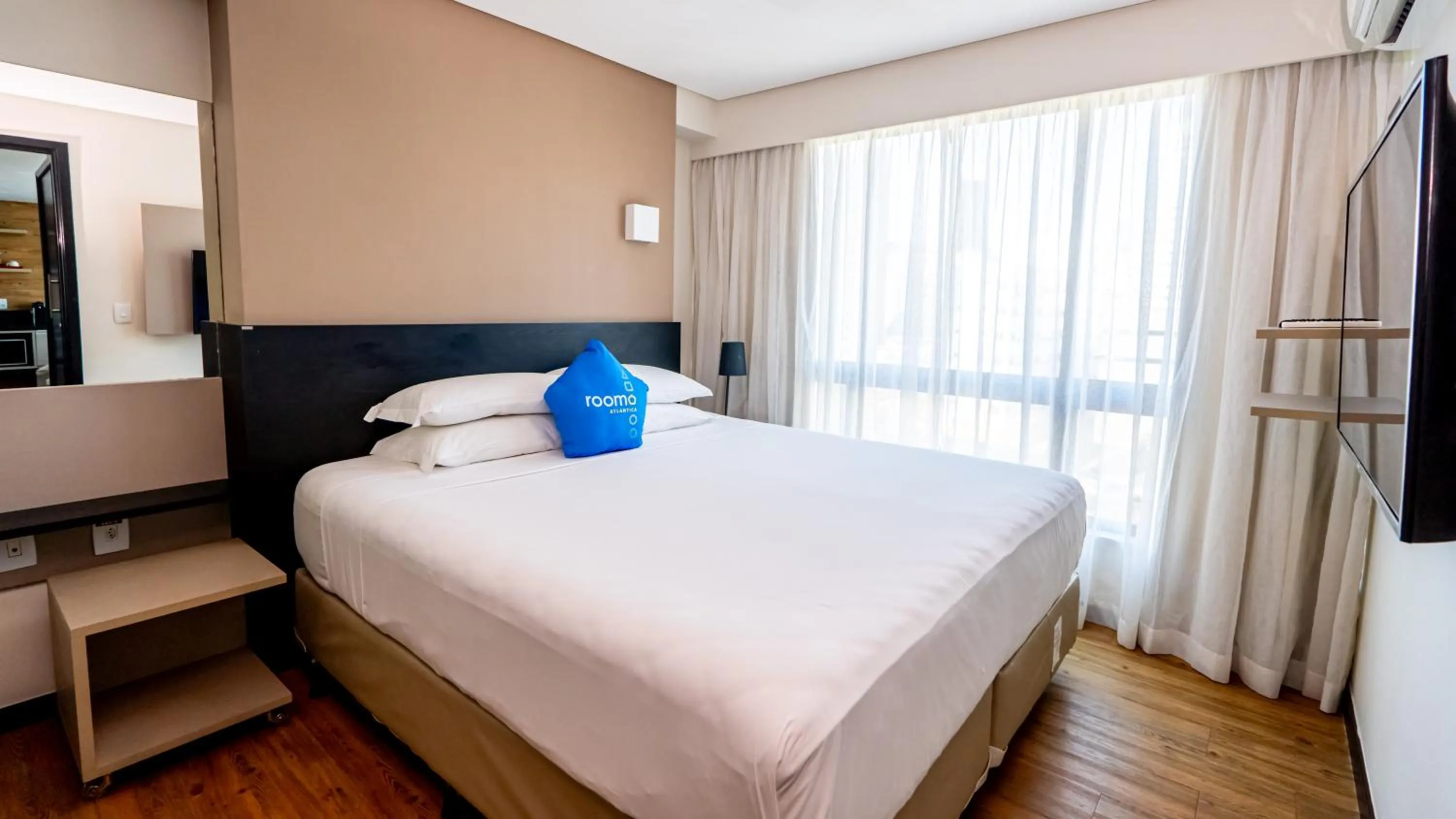 Bedroom, Bed in Roomo Transamerica Recife Boa Viagem