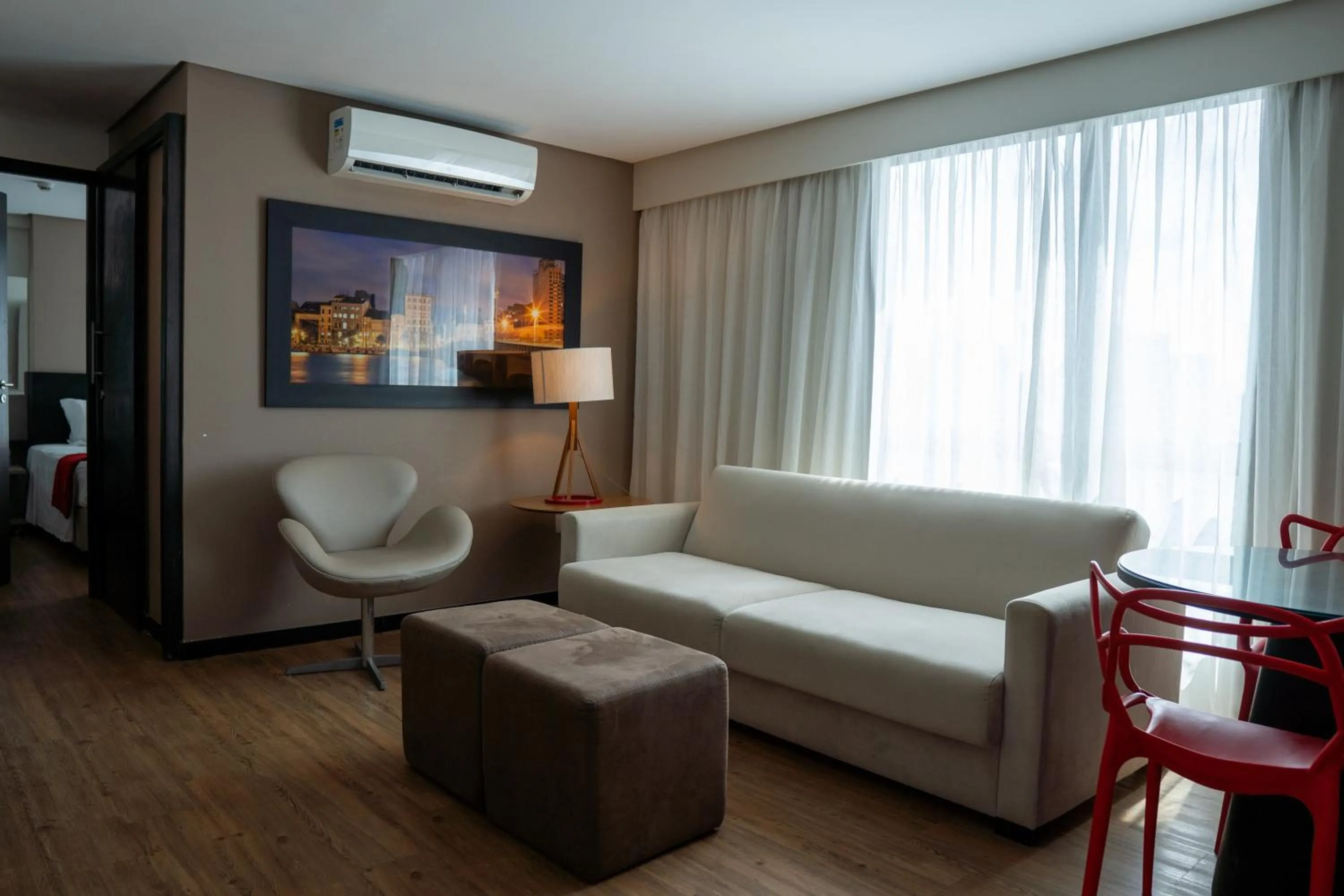 Living room in Roomo Praia de Boa Viagem Residencial