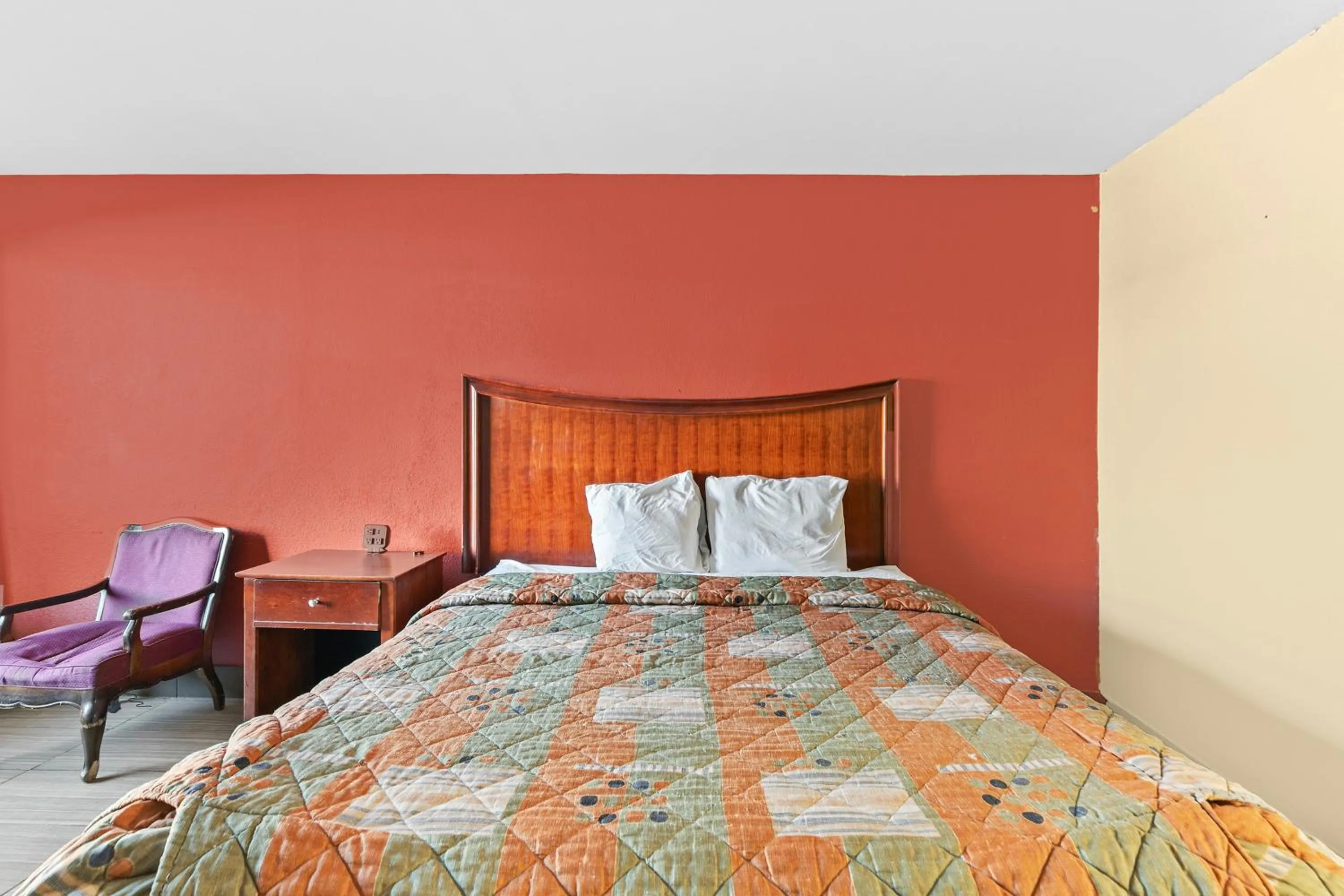 Bedroom, Bed in Luxury Inn By Hotel O Hattiesburg M S