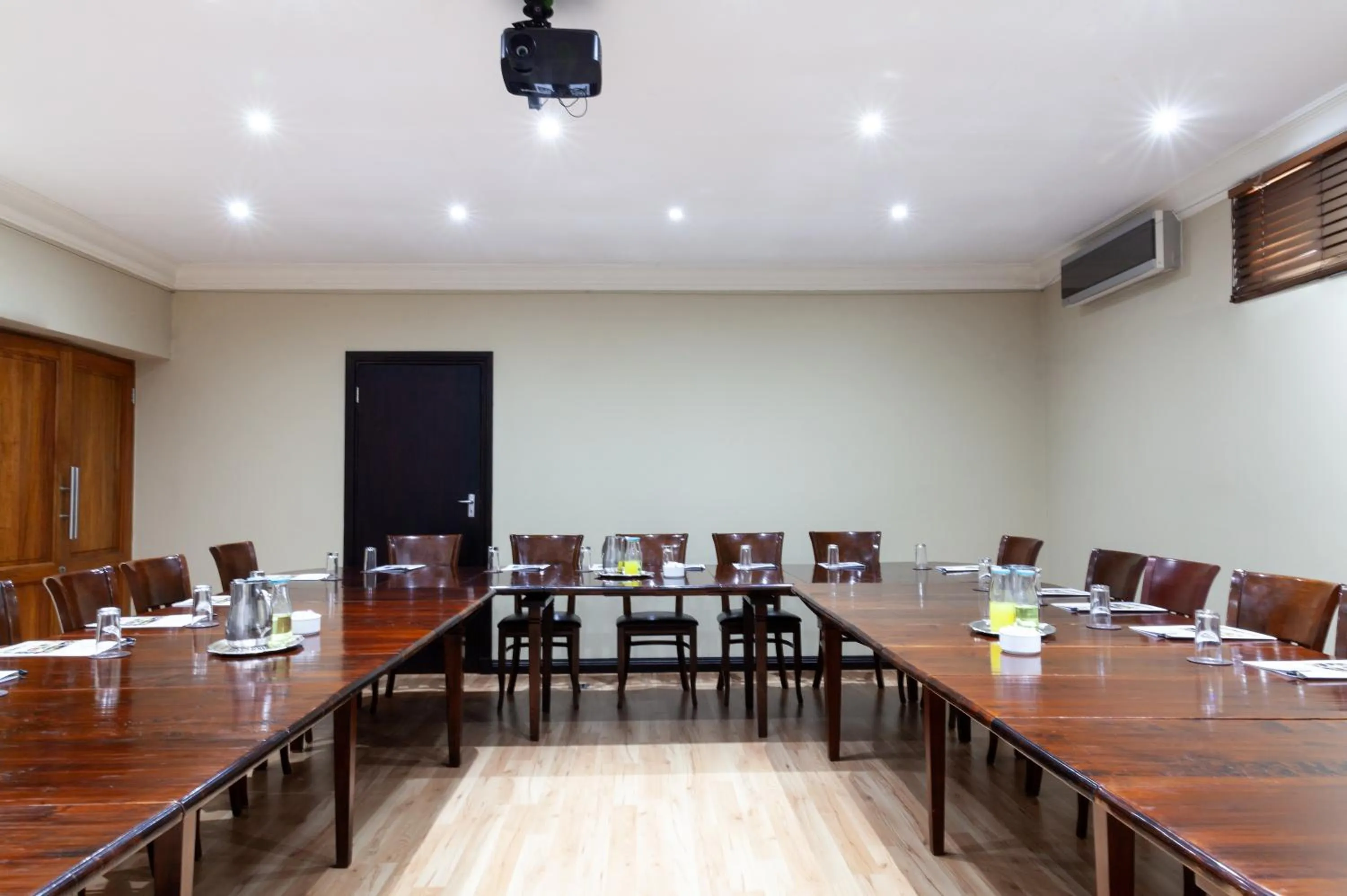 Meeting/conference room in InnJoy Boutique Hotel