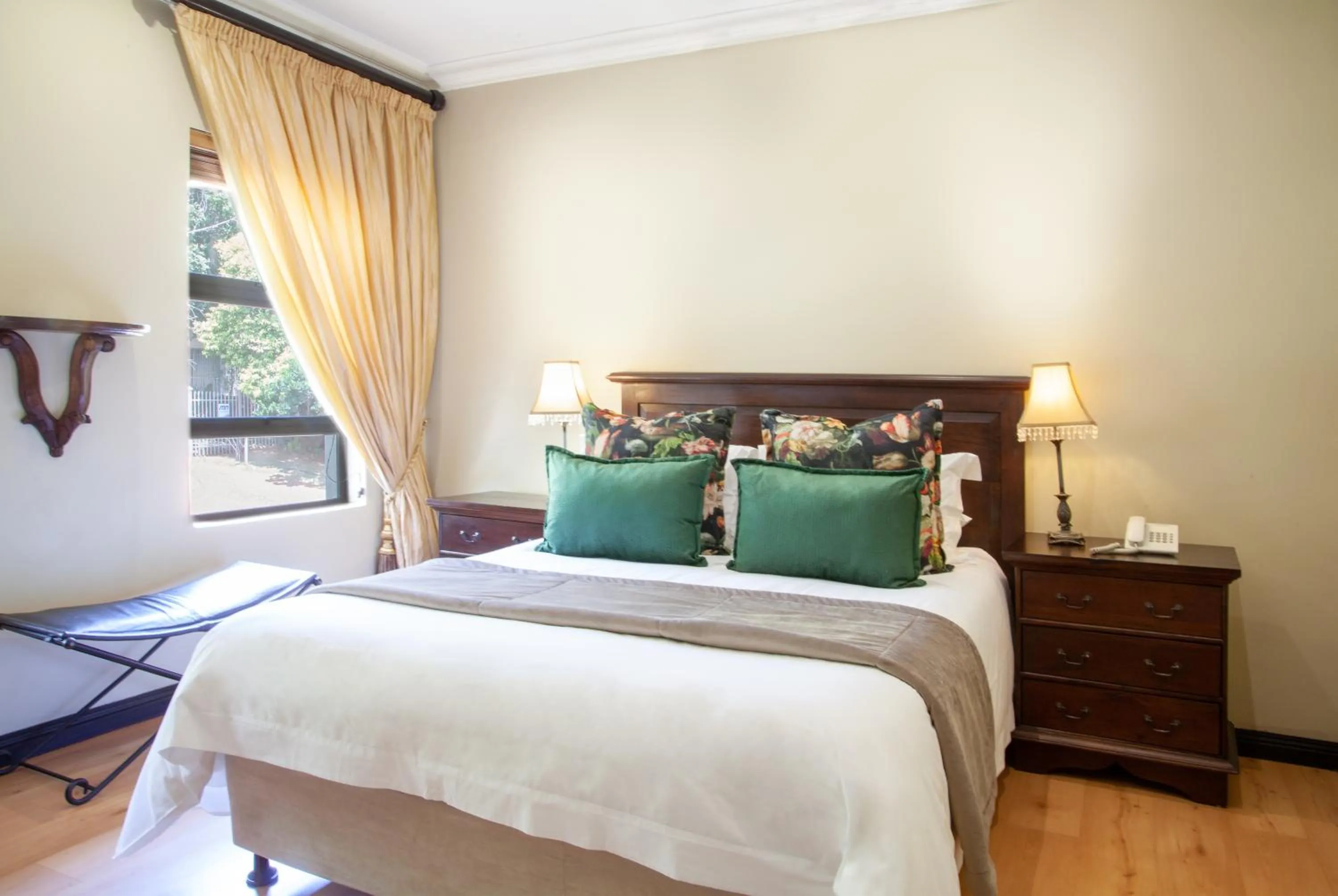 Photo of the whole room, Bed in InnJoy Boutique Hotel