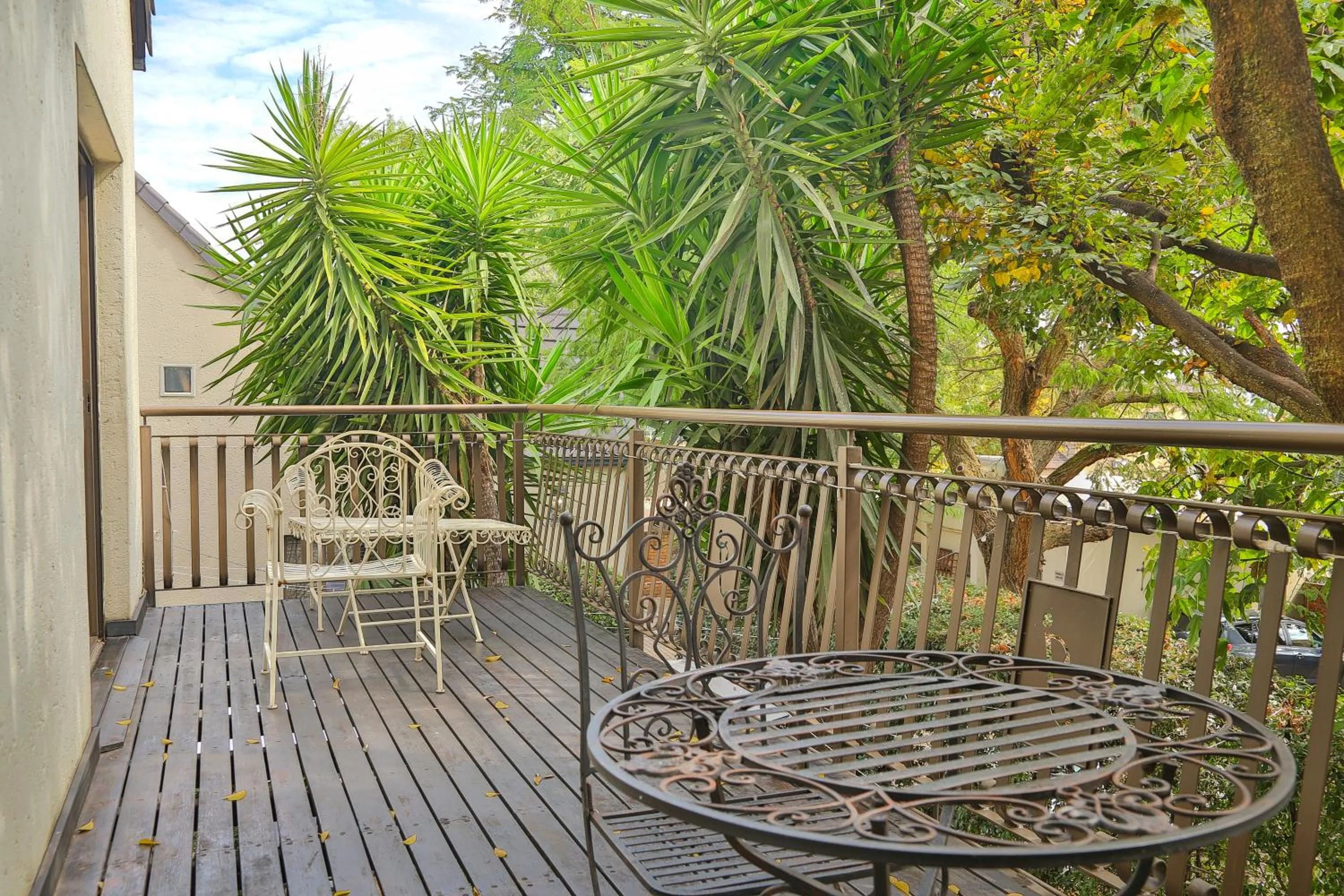 Balcony/Terrace in InnJoy Boutique Hotel