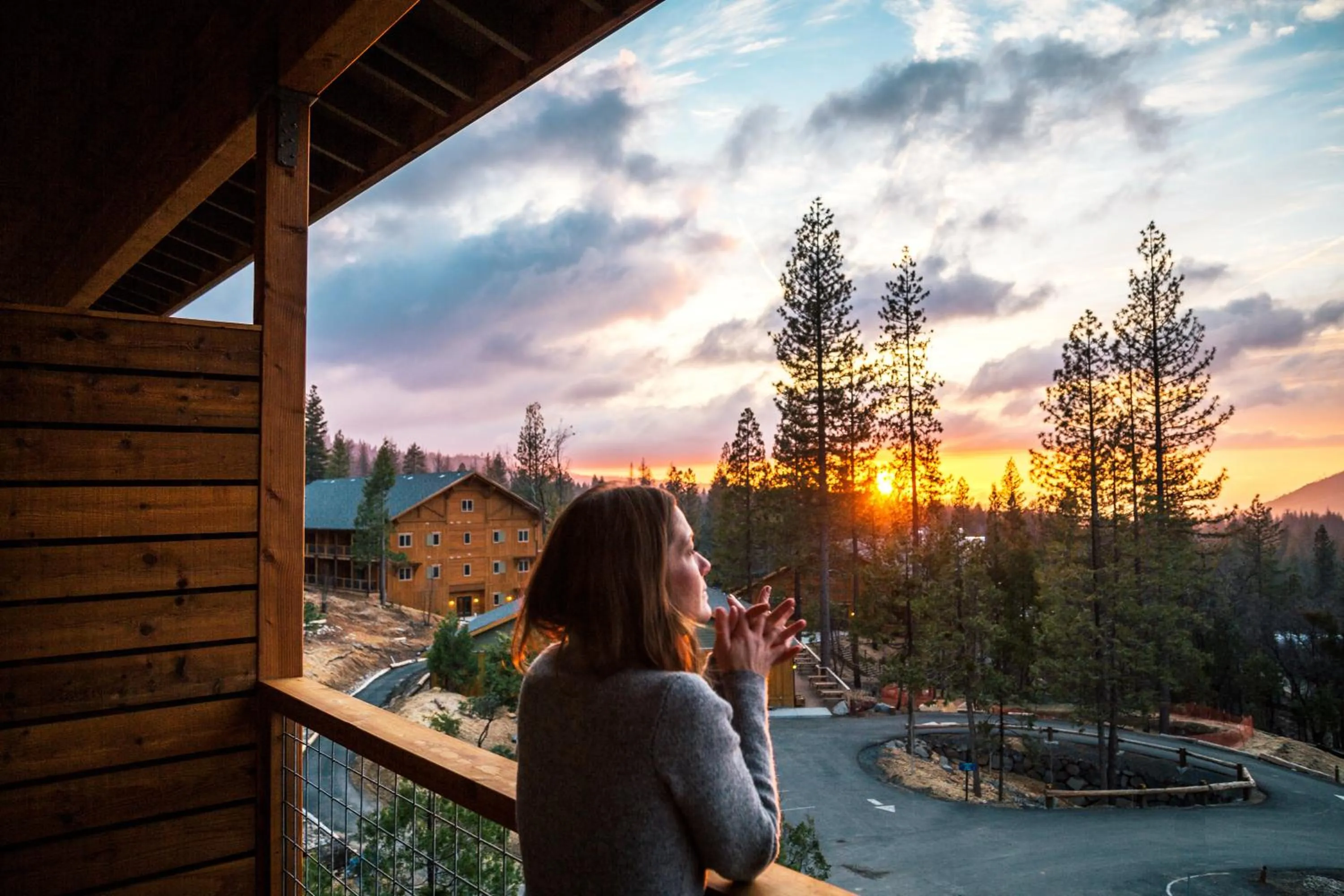 Patio in Rush Creek Lodge at Yosemite