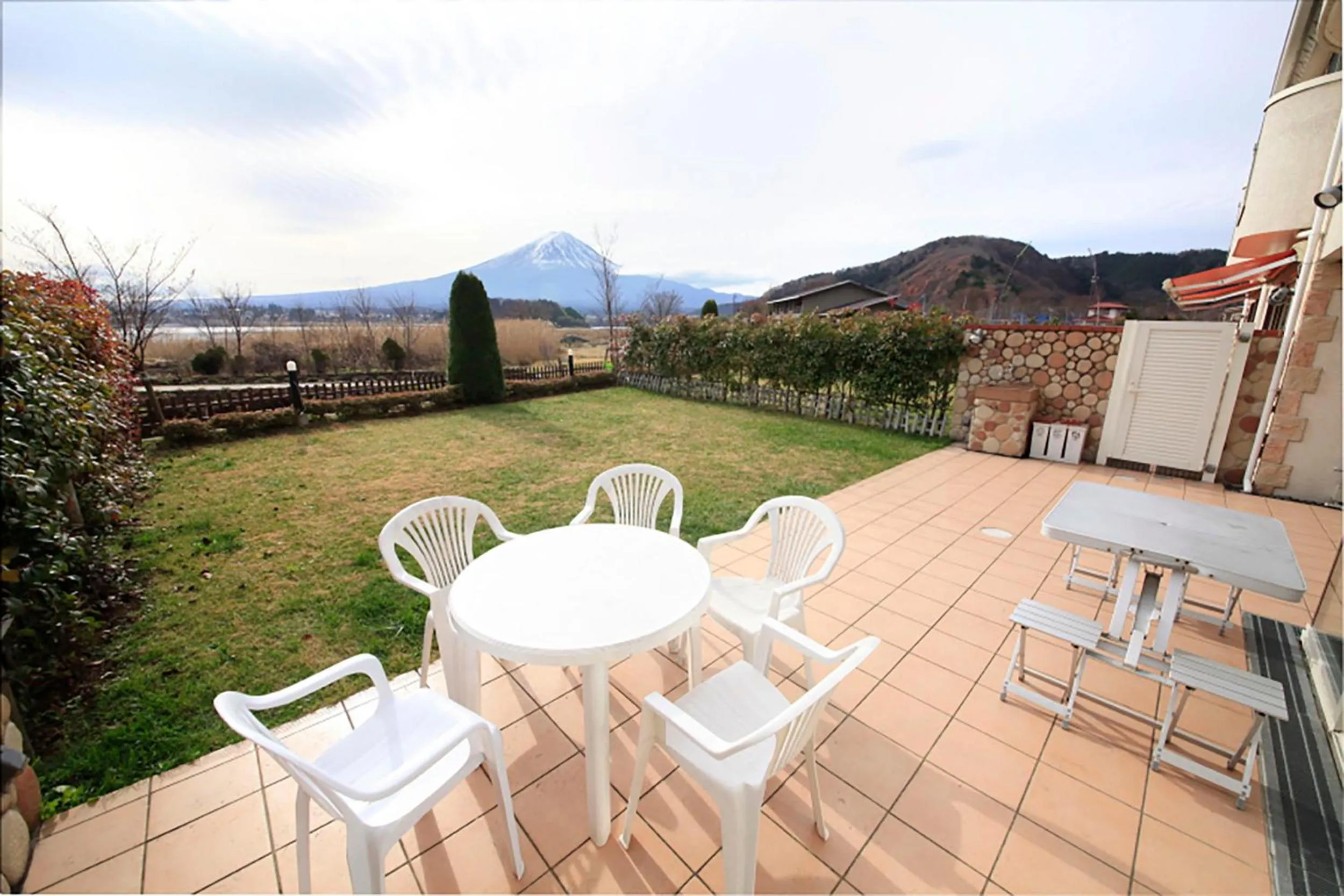 Day in Kawaguchiko Urban Resort Villa