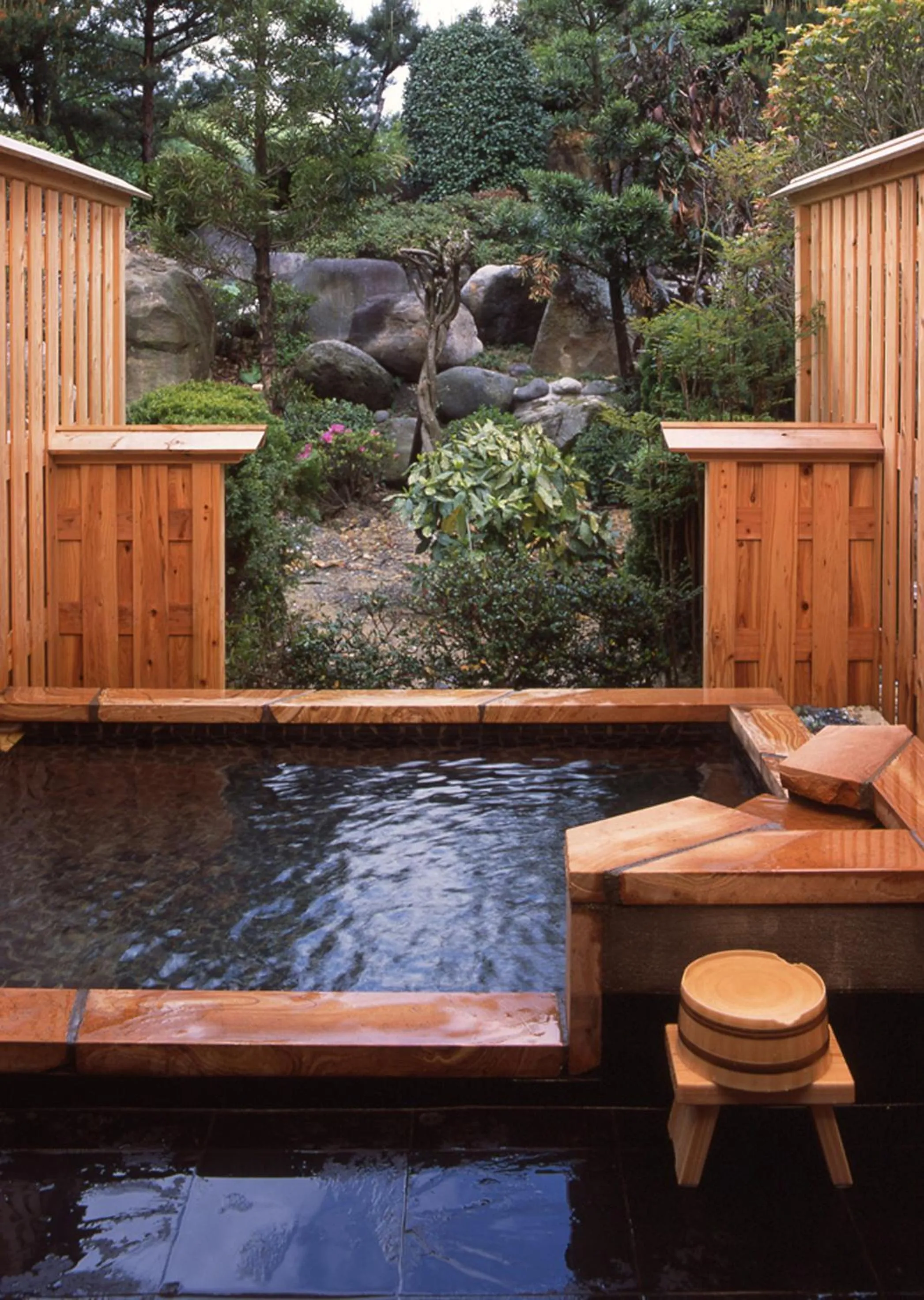 Open Air Bath in Misakitei