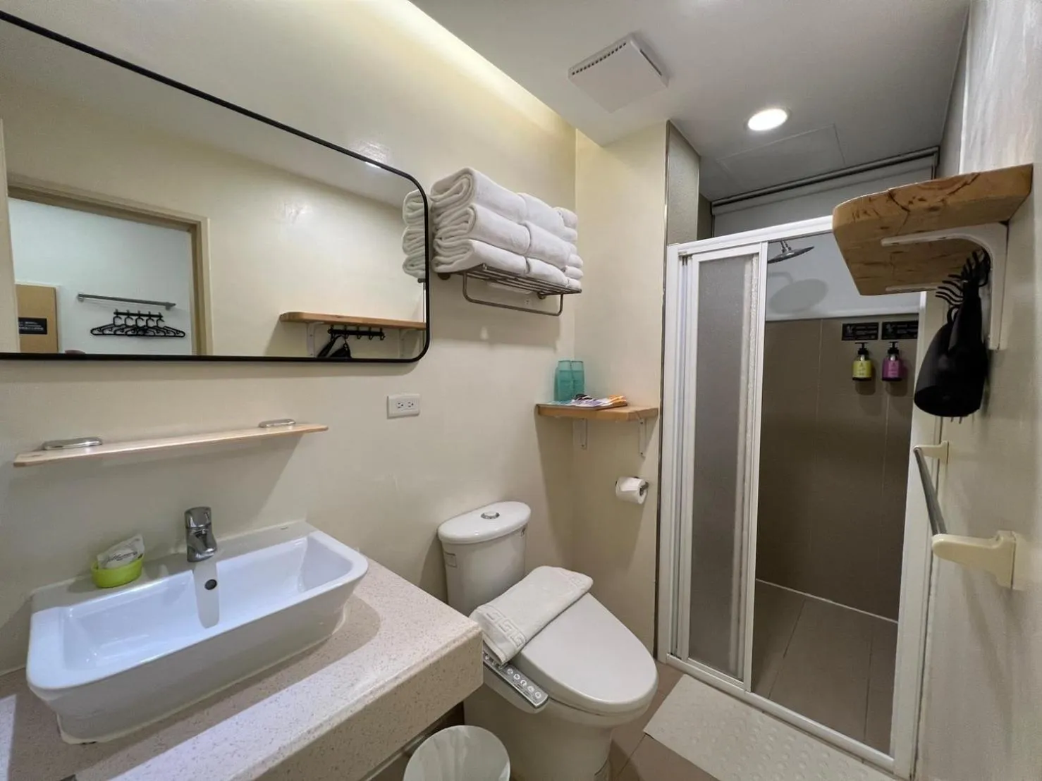 Toilet in LAINN Nanwan