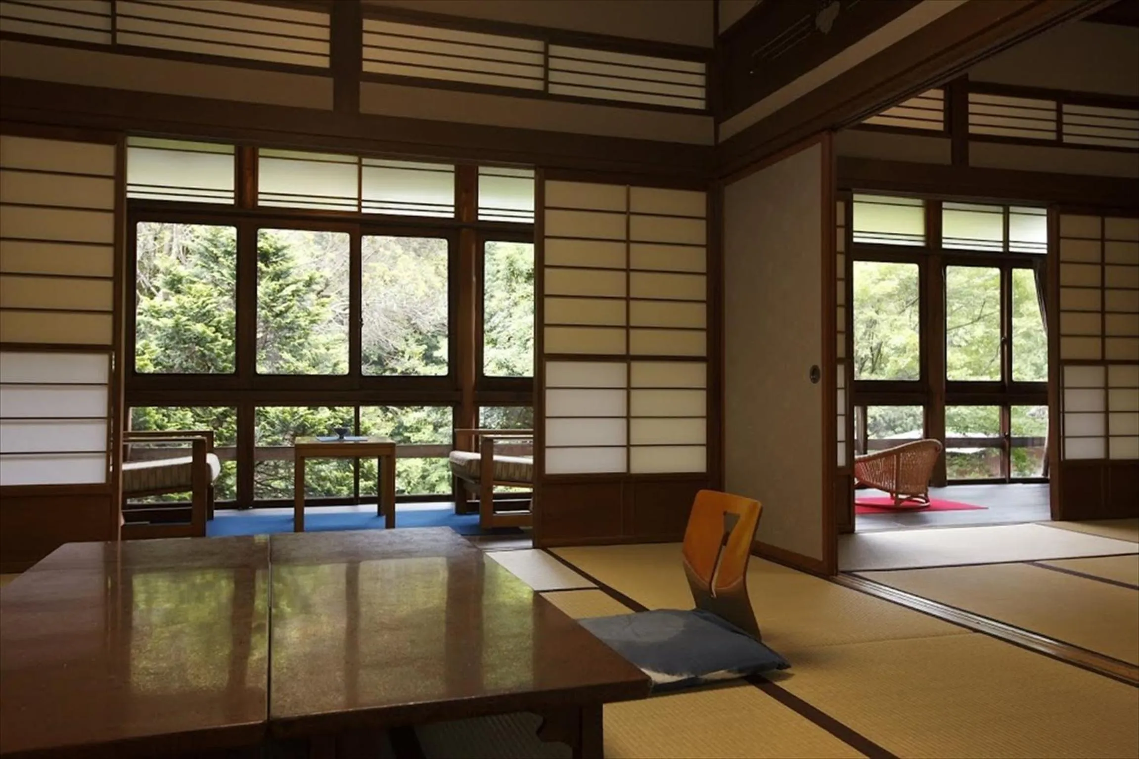 Photo of the whole room in Hazuki