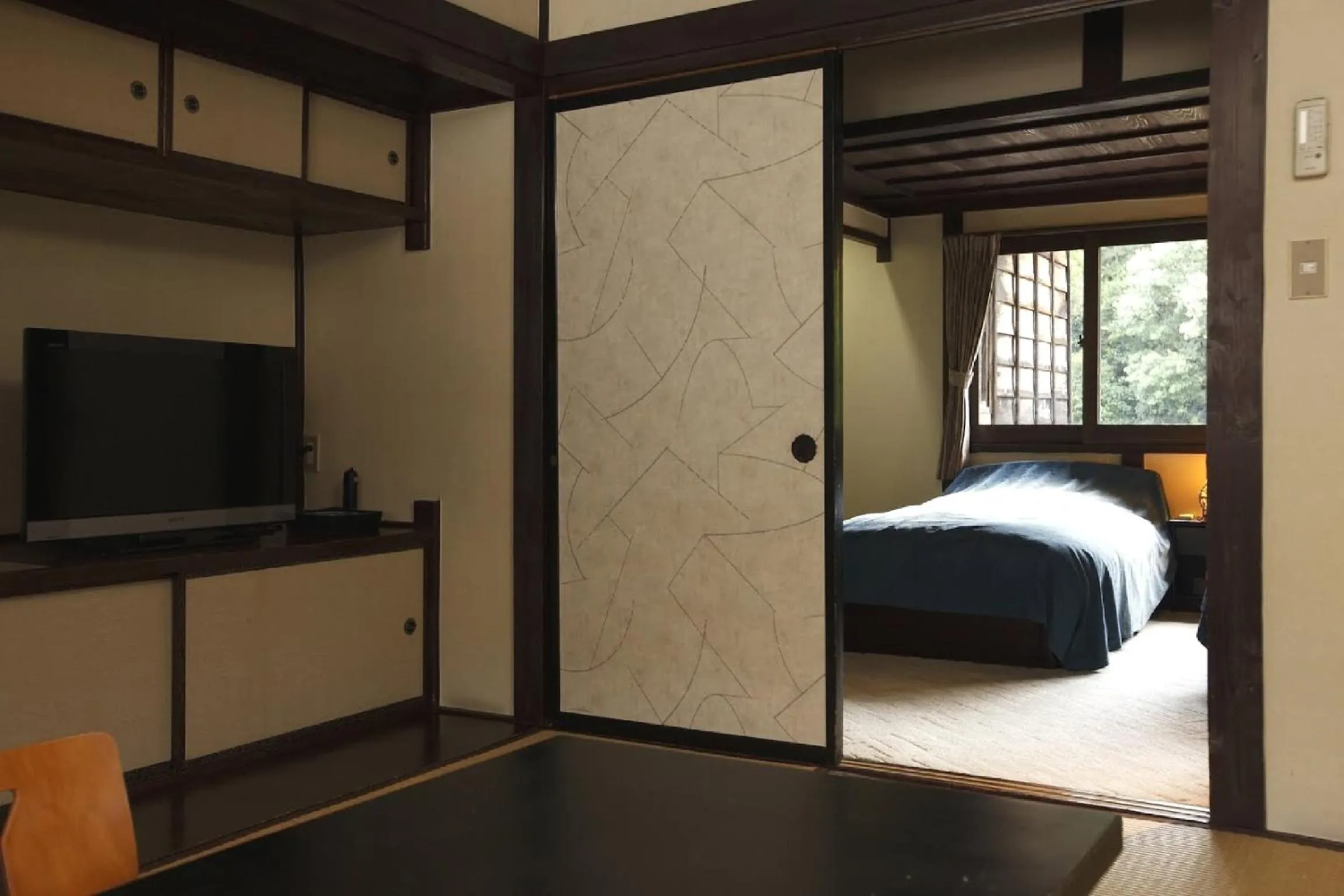 Photo of the whole room, Bed in Hazuki