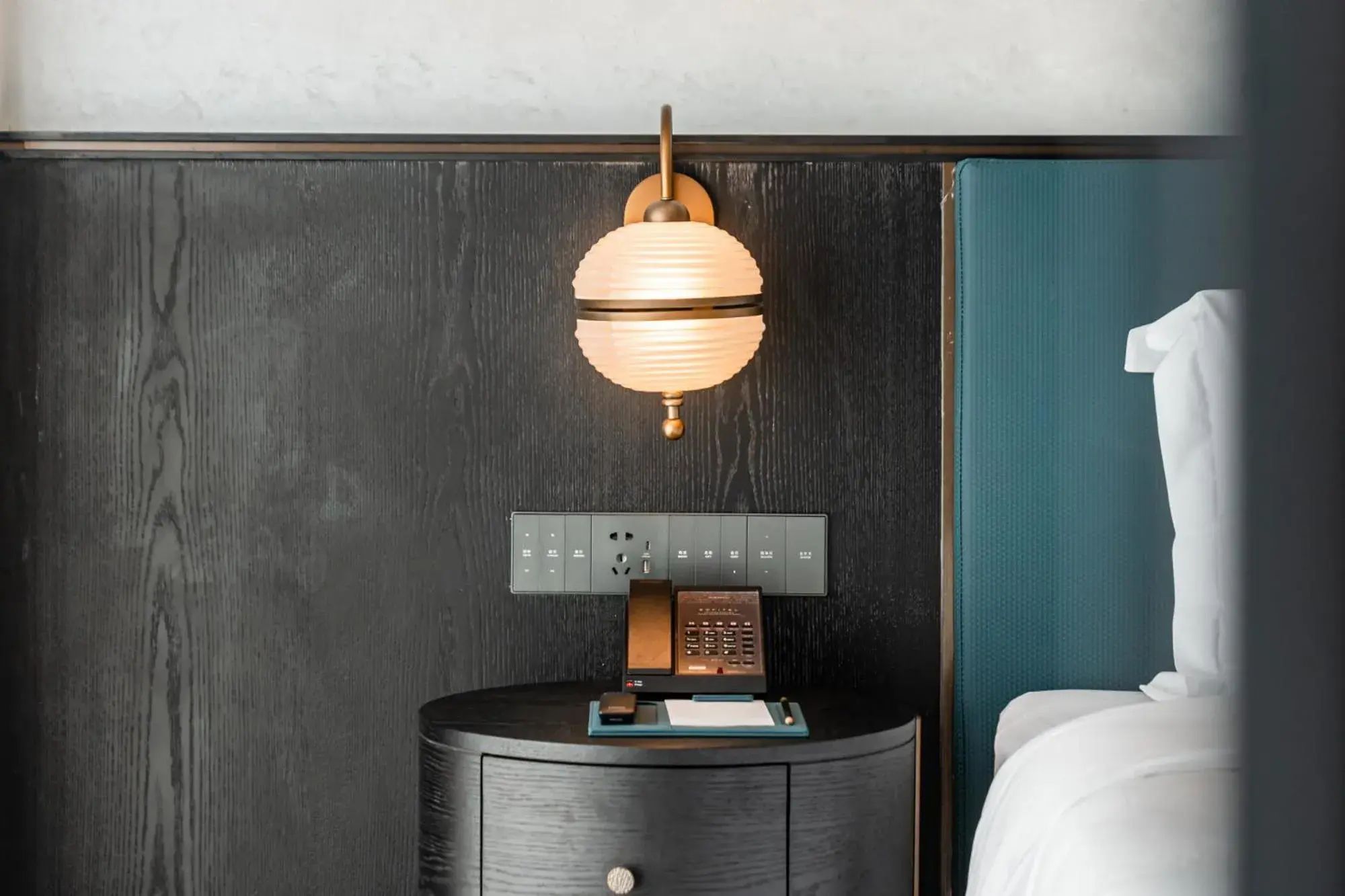 LUXURY ROOM, 2 Single Size Beds, City View in Sofitel Shanghai North Bund LUXURY ROOM, 2 Single Size Beds, City View in Sofitel Shanghai North Bund