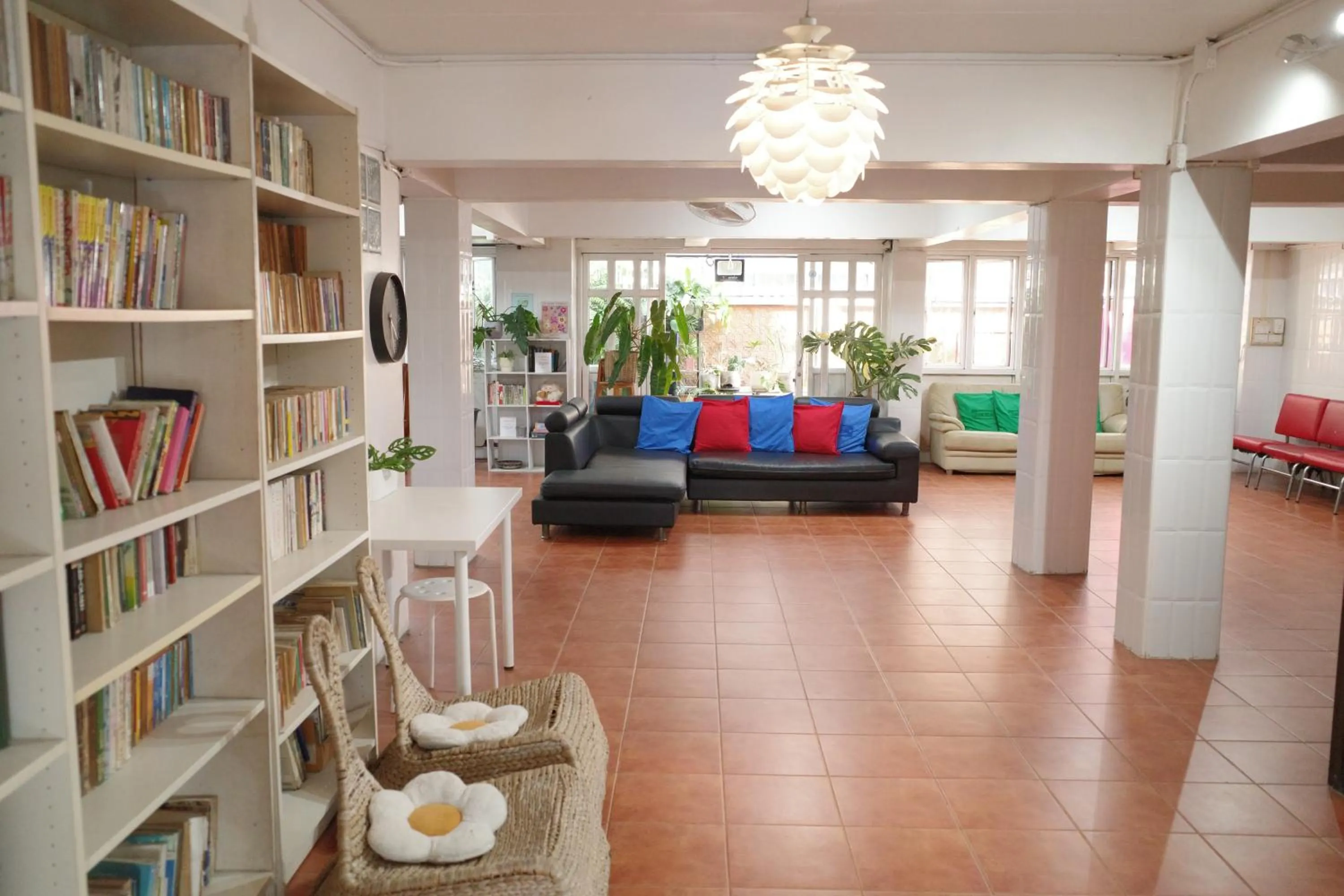 Library in Your Home AYUTTHAYA