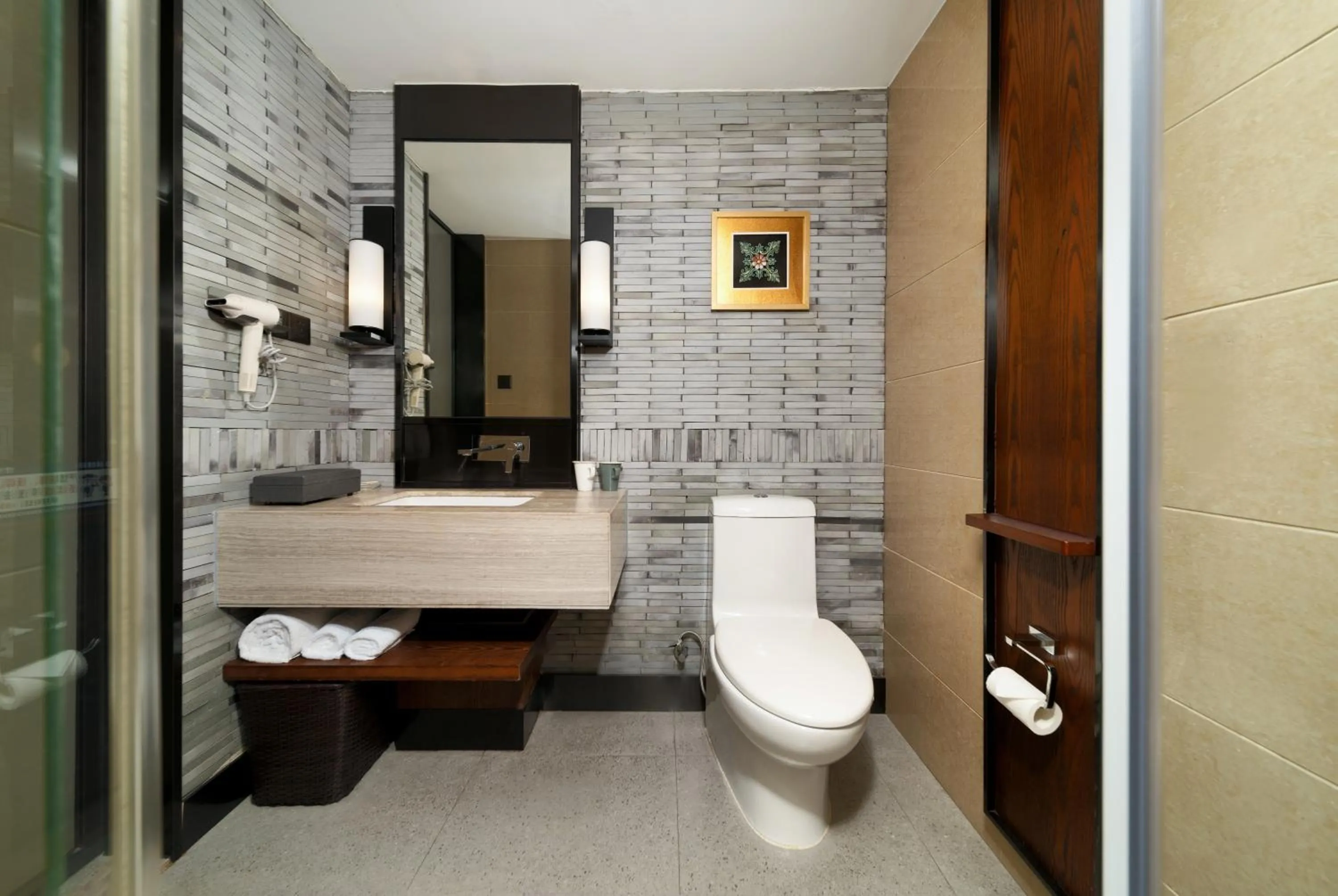 Toilet in SSAW Boutique Hotel Hangzhou Wildwind