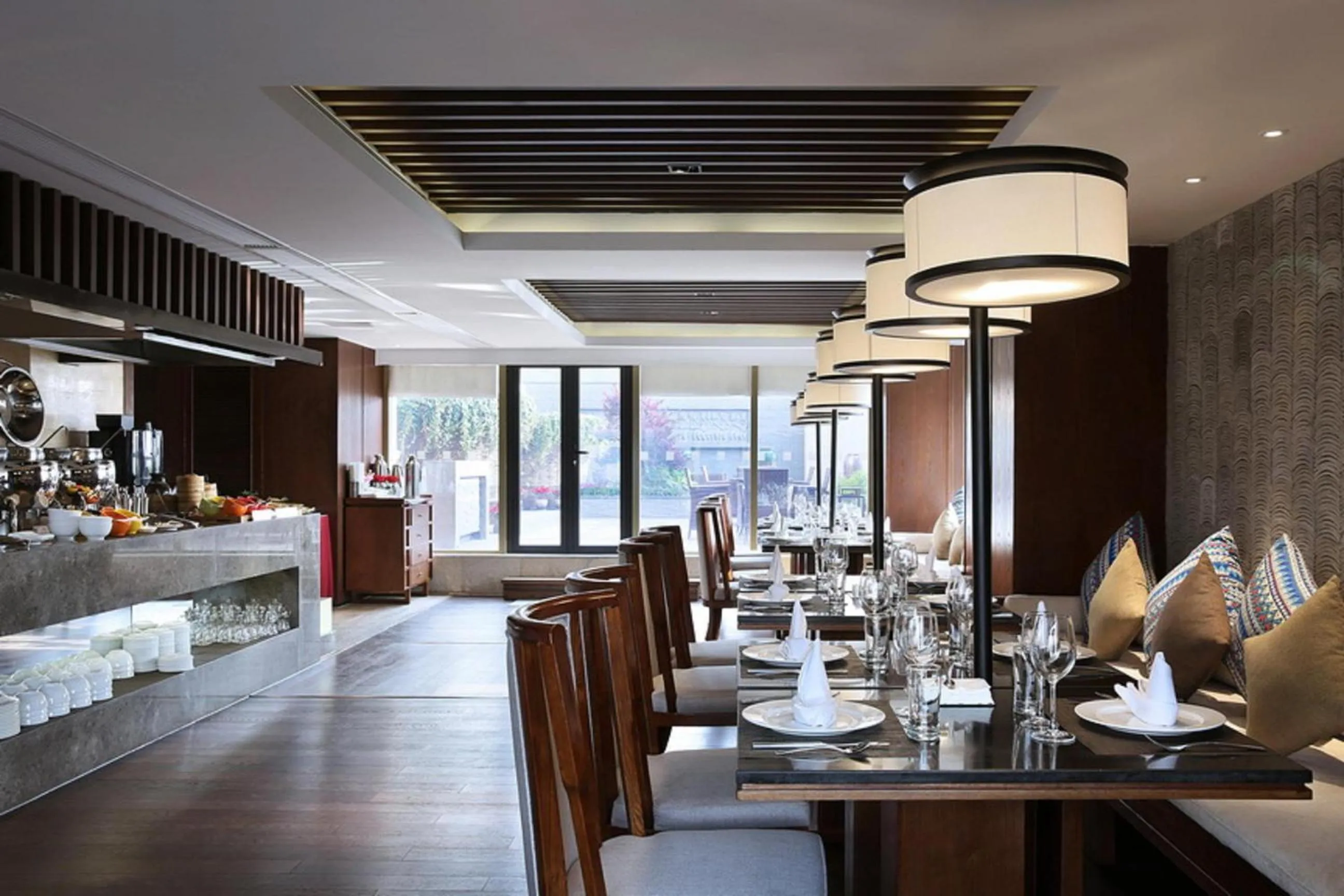 Restaurant/places to eat in SSAW Boutique Hotel Hangzhou Wildwind