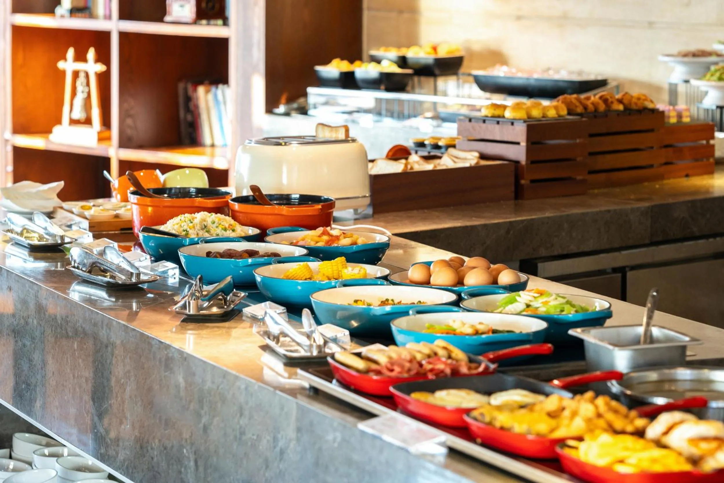 Breakfast in SSAW Boutique Hotel Hangzhou Wildwind