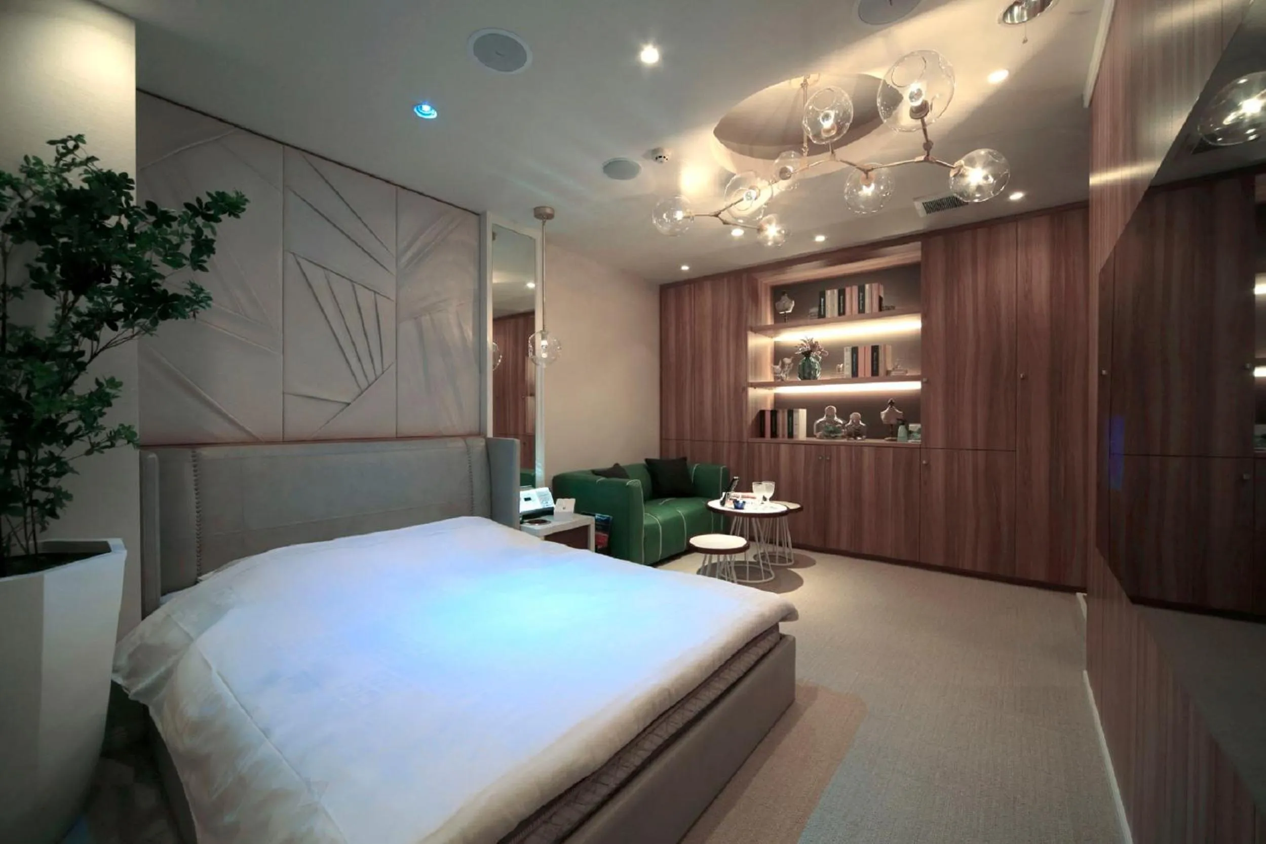 Photo of the whole room in Design Hotel W Zip Club