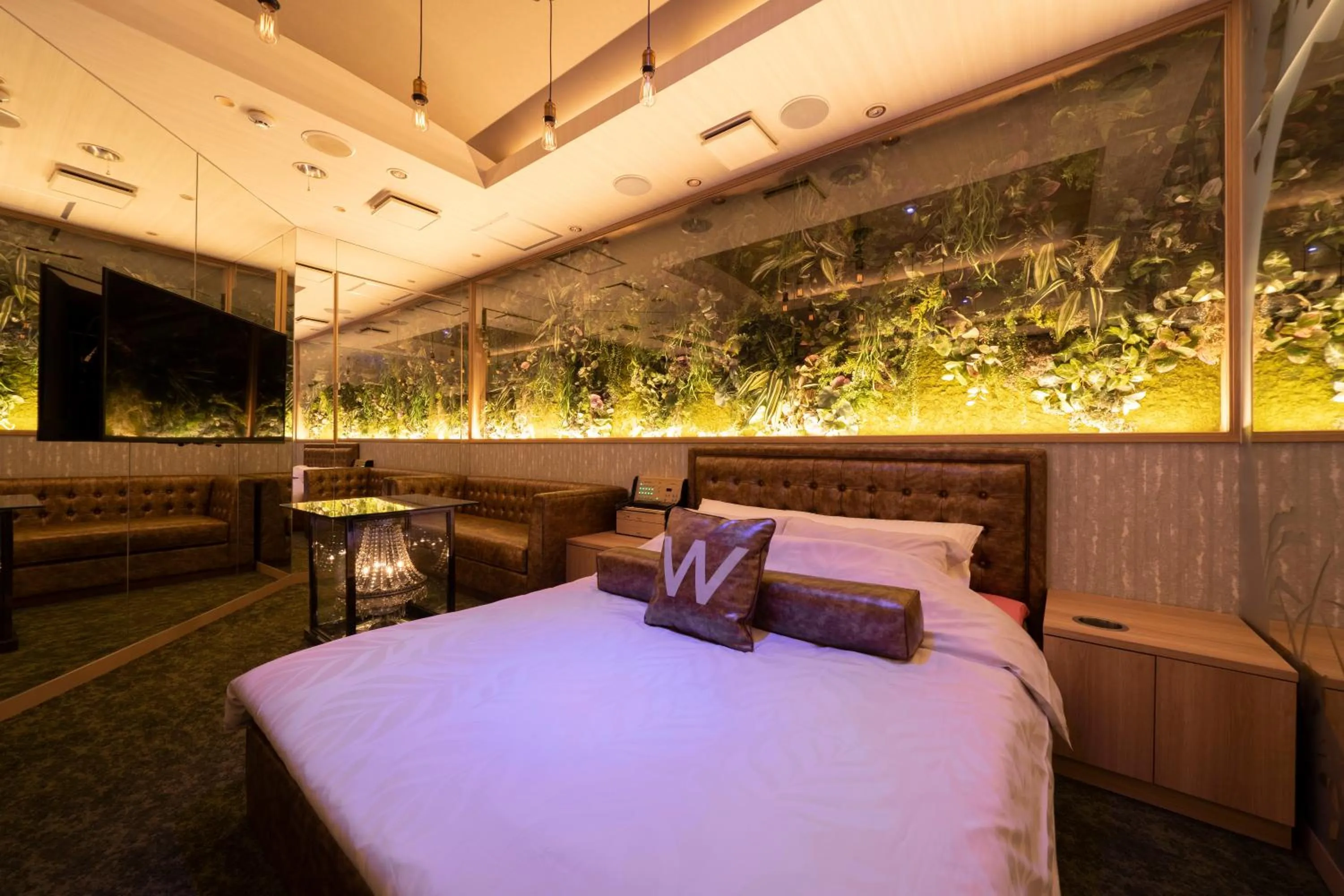 Bed in Design Hotel W Zip Club