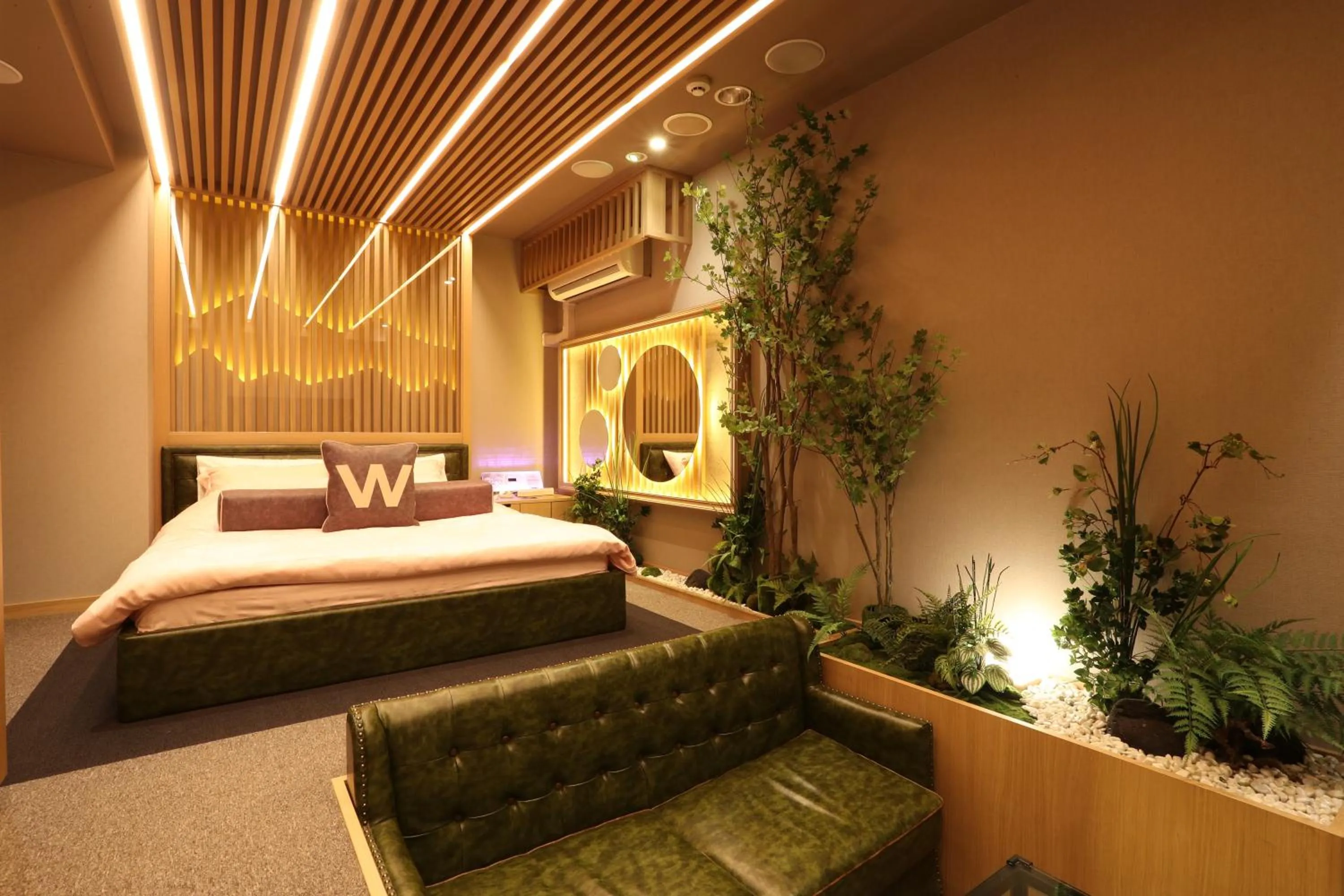 Bed in Design Hotel W Zip Club