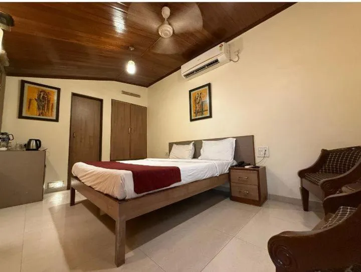 Bed in Hotel Beach Garden