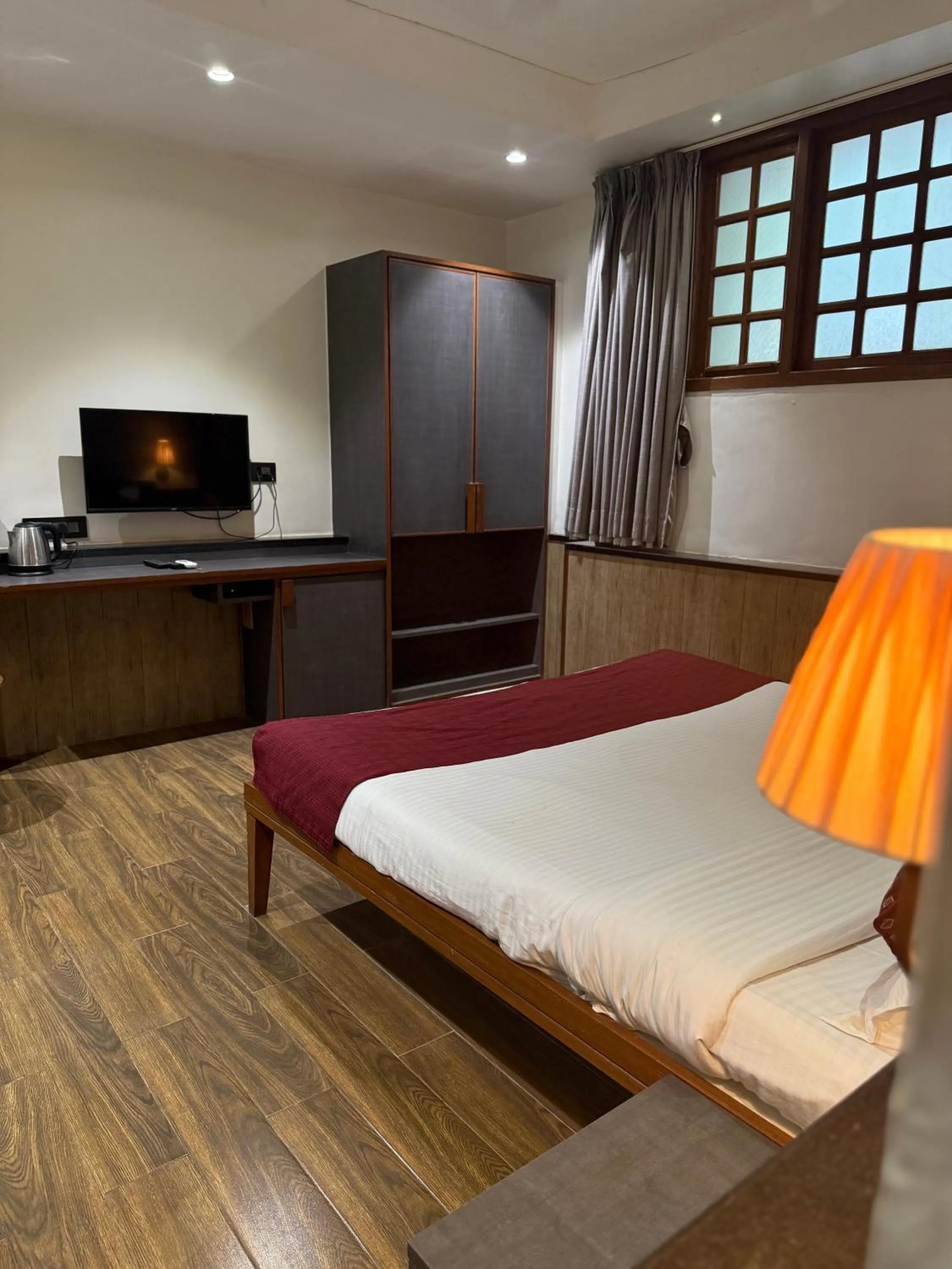 Bed in Hotel Beach Garden