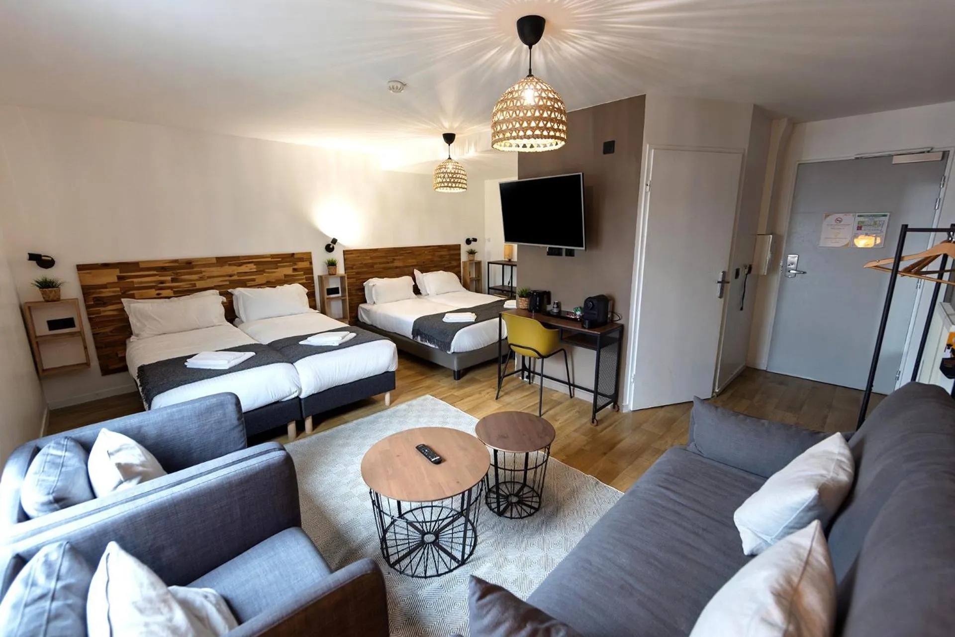 Bed in Hôtel Lodge In Paris 13