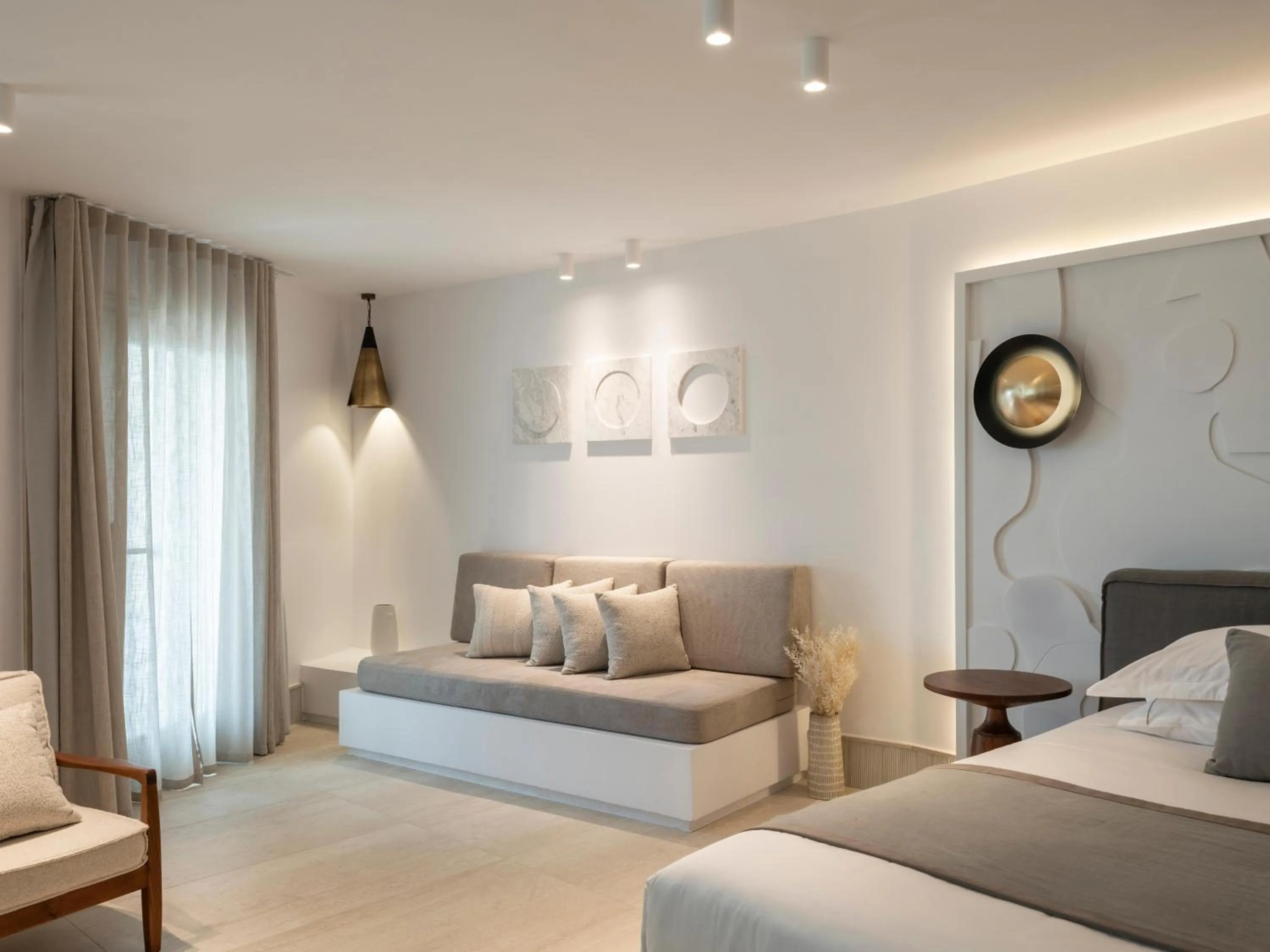 Bed in Santo Pure Oia Suites & Villas