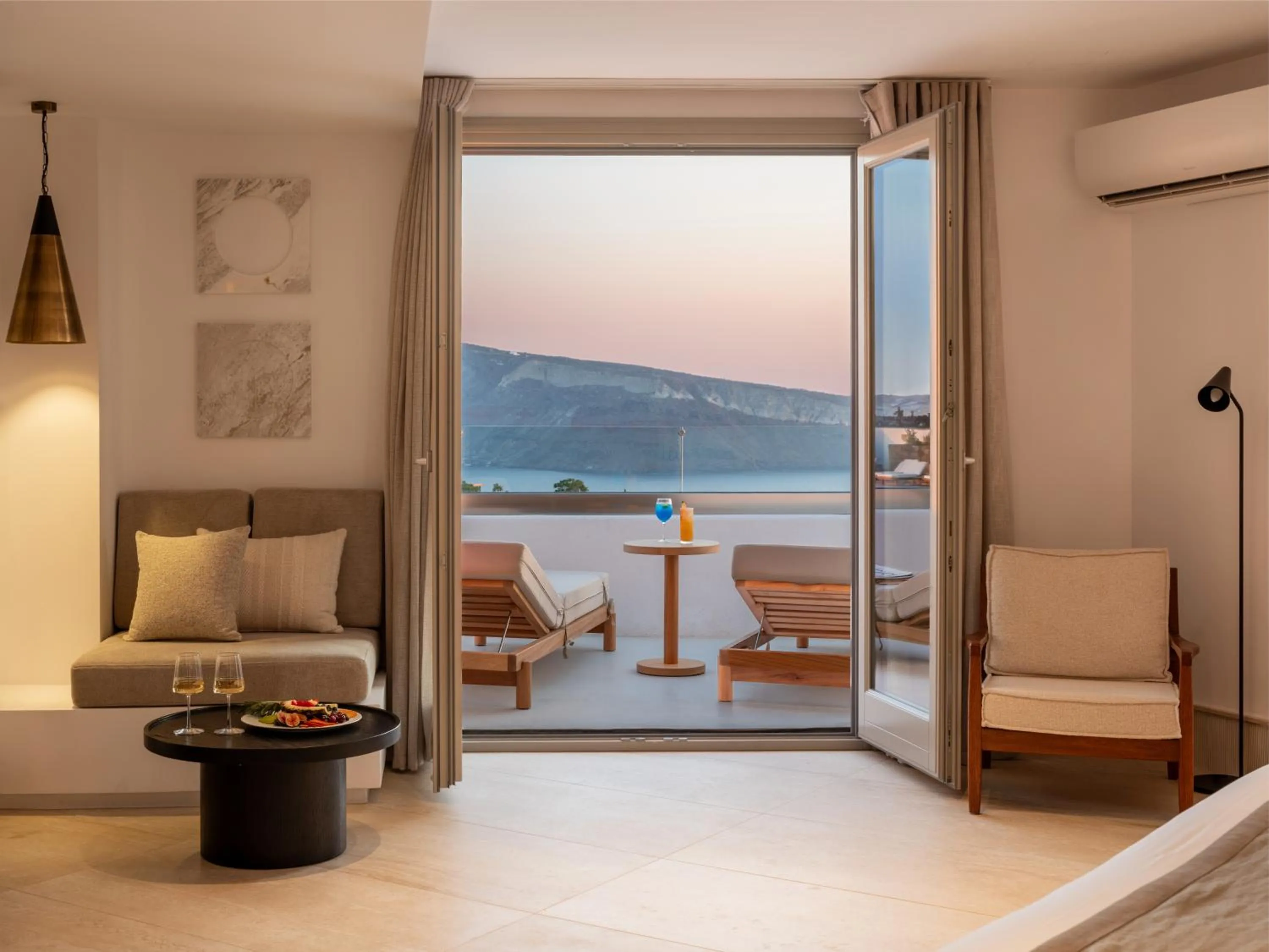Seating area in Santo Pure Oia Suites & Villas
