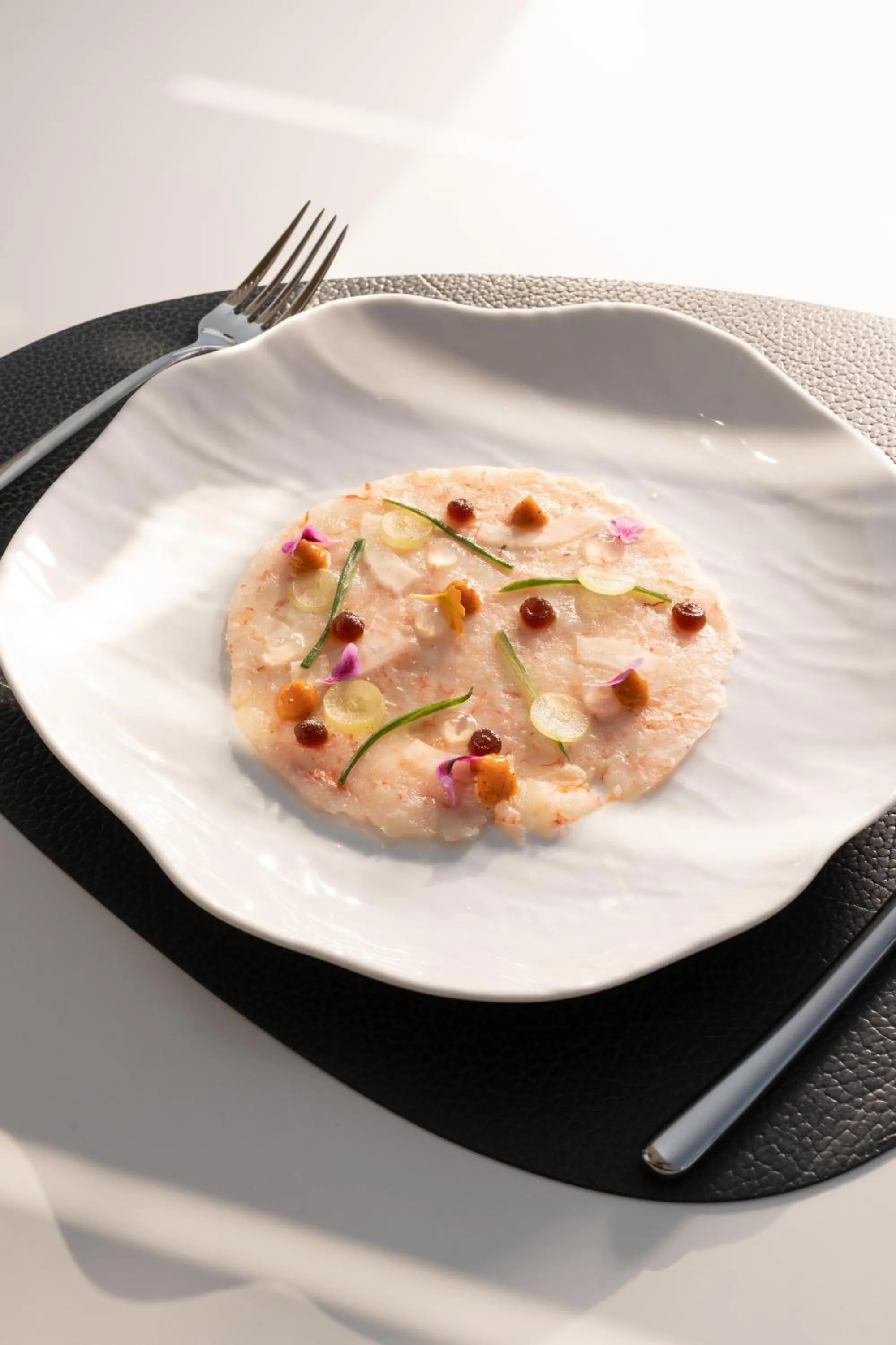 Restaurant/places to eat in Santo Pure Oia Suites & Villas