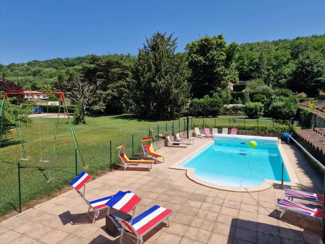 Swimming pool in Le Relais Des Dames