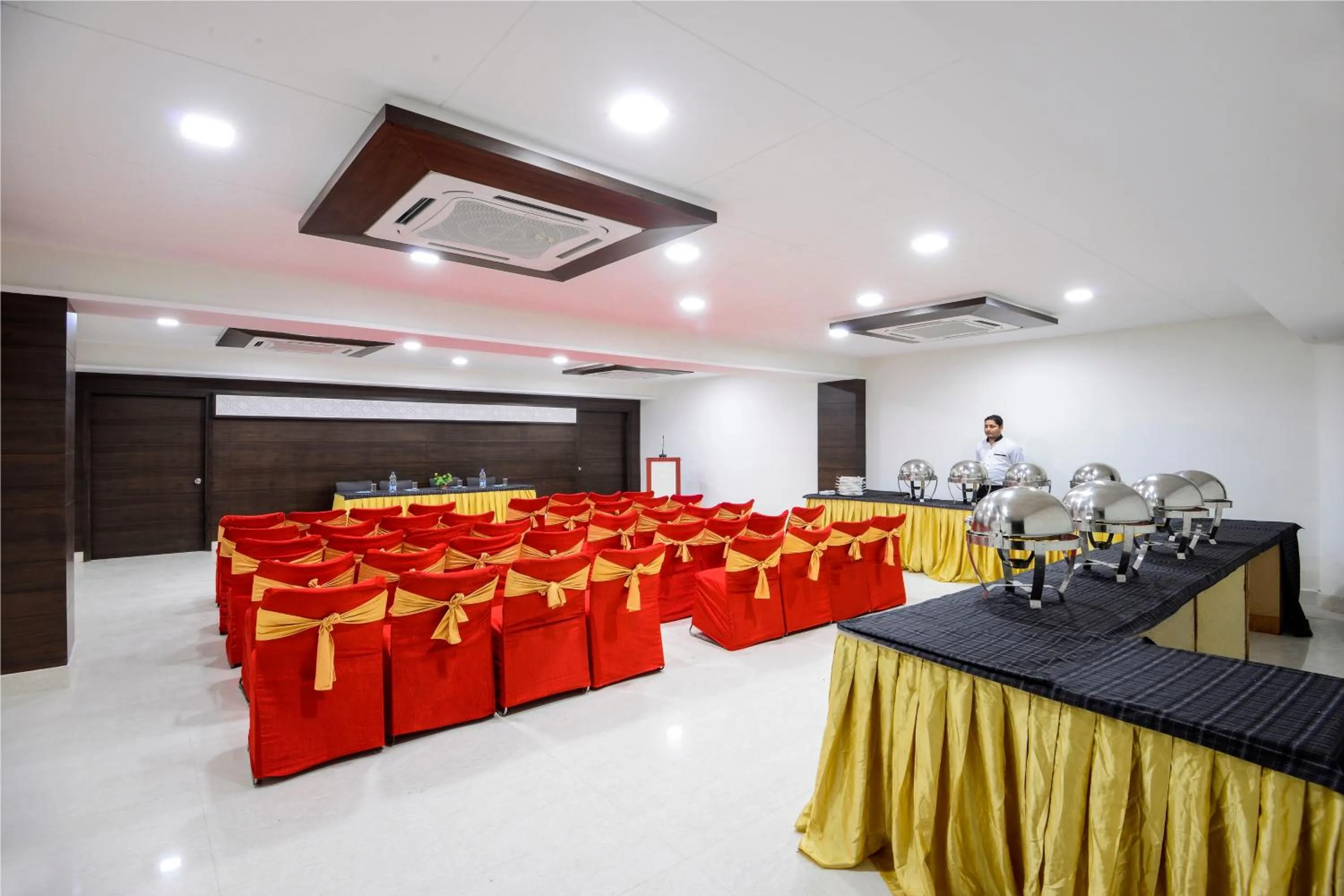 Banquet/Function facilities in Hotel Ashish Palace