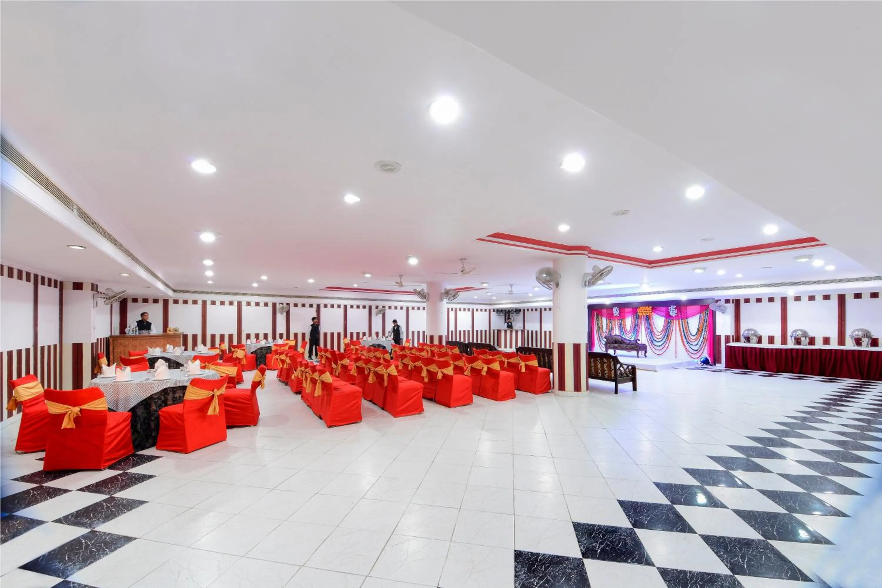 Banquet/Function facilities in Hotel Ashish Palace