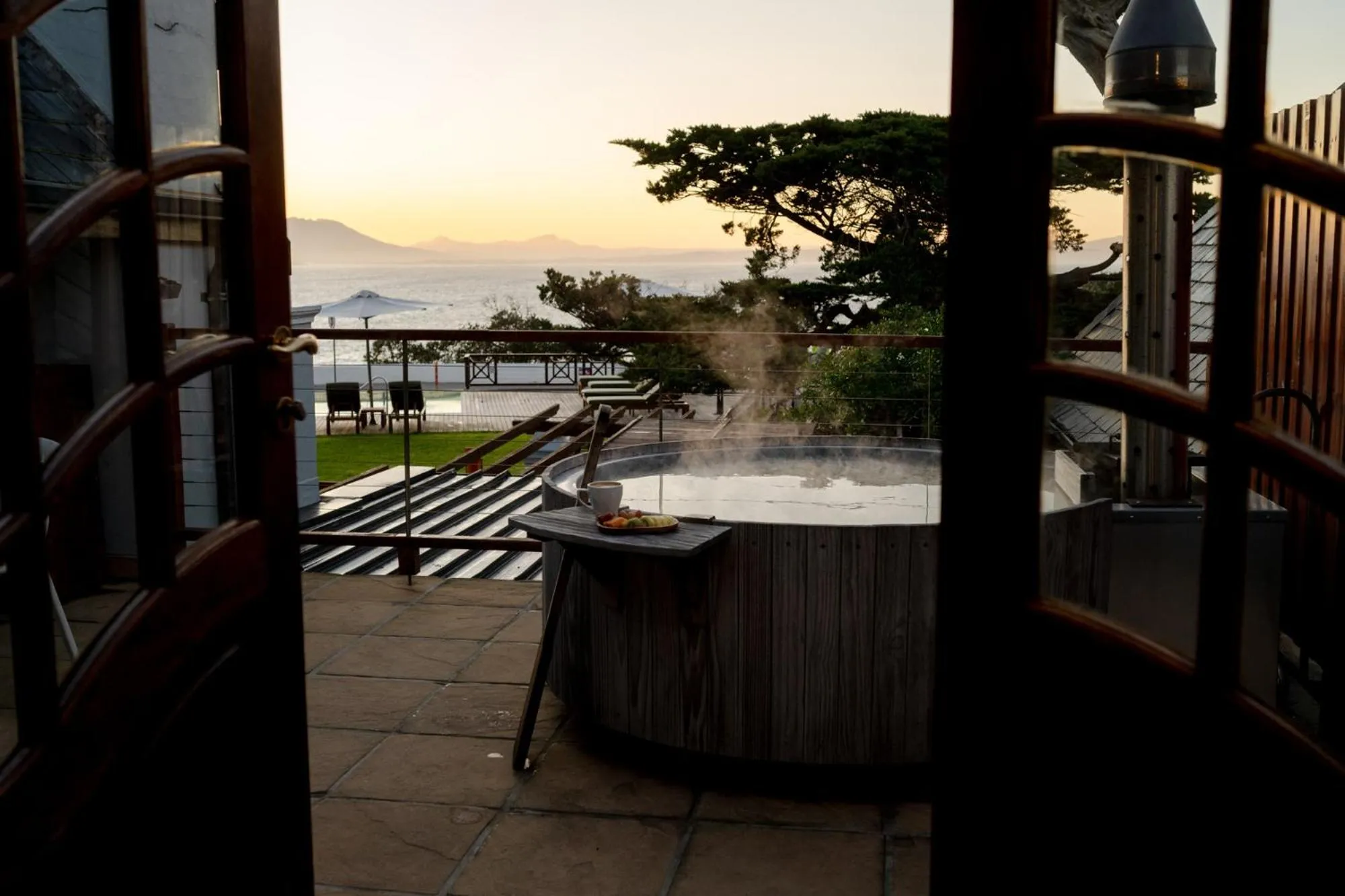 Hot Tub in Harbour House Hotel