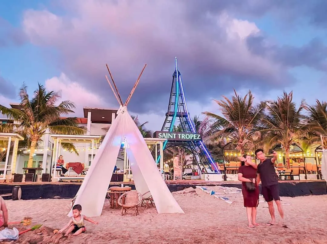 Saint Tropez Beach Hotel